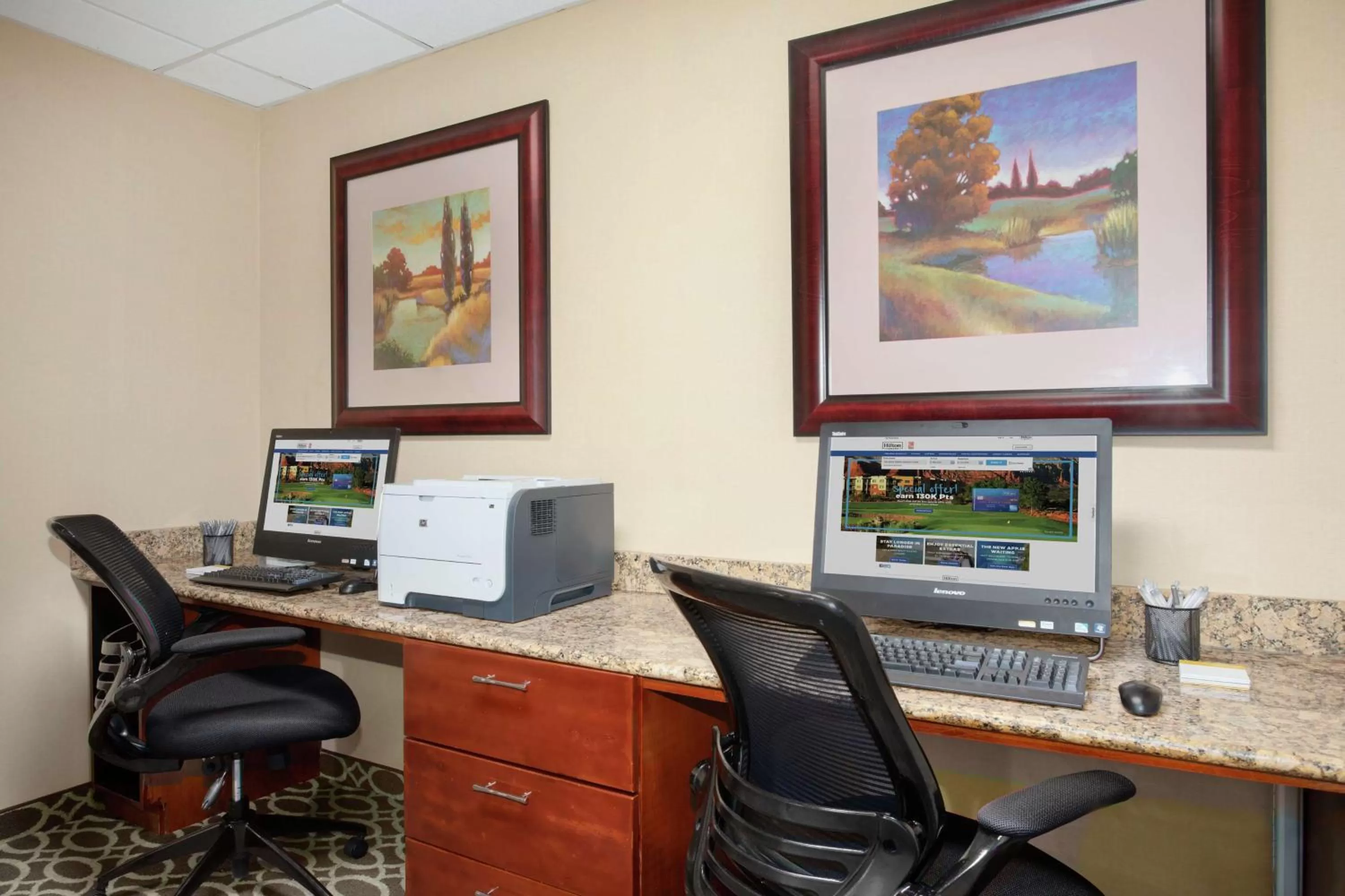 Business facilities in Hampton Inn & Suites Kansas City-Merriam