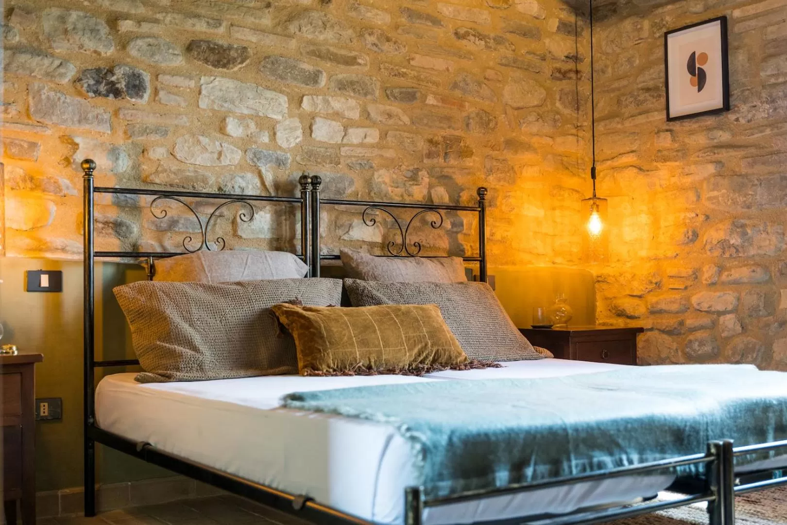 Twin Room with Mountain View in Borgo Castello Panicaglia