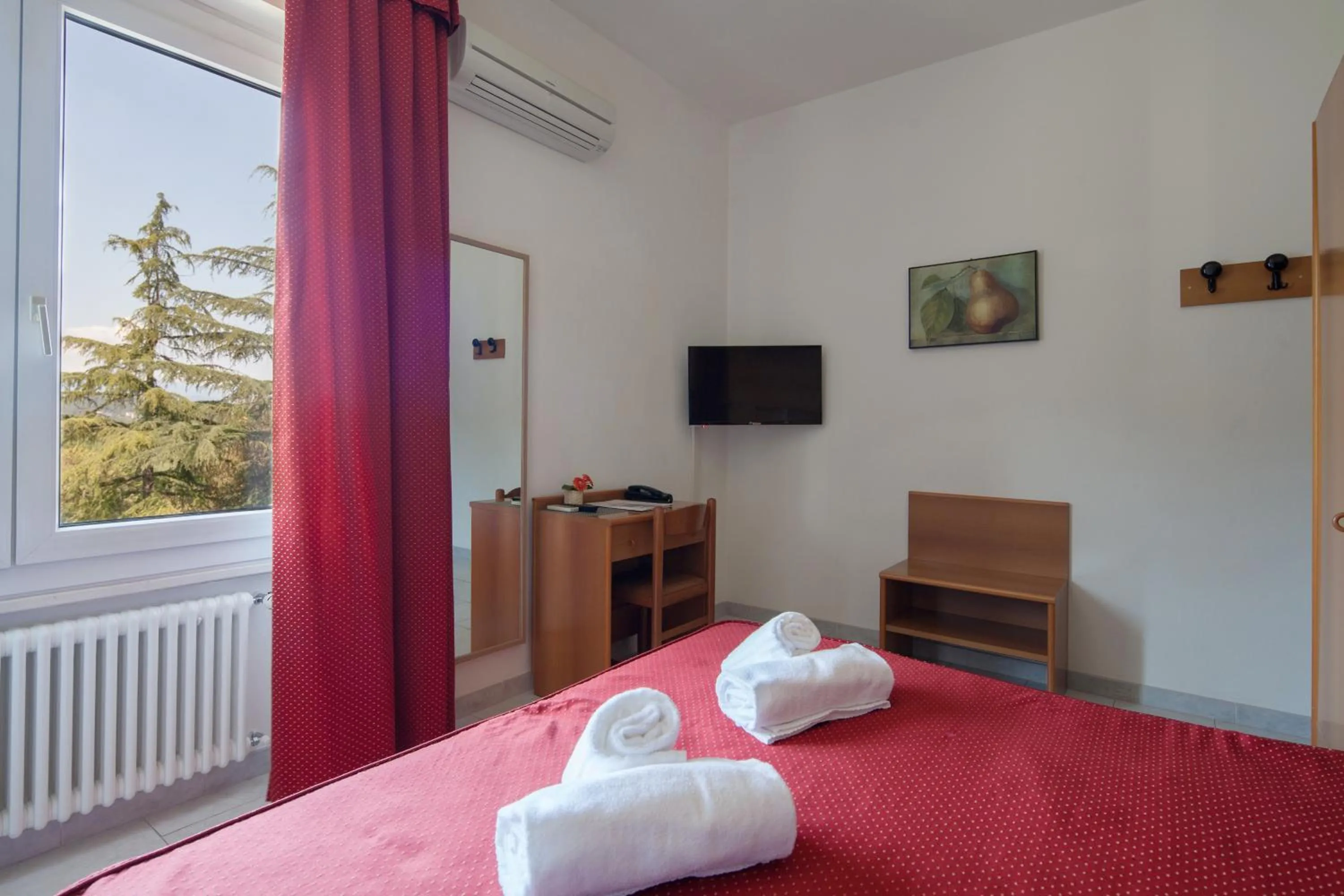 Photo of the whole room, Bed in Hotel Nella