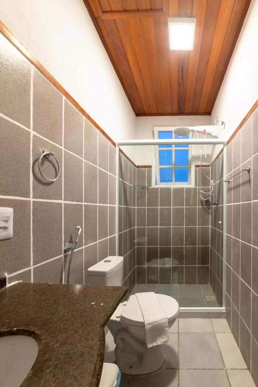 Shower, Bathroom in Pousada Portal de Paraty