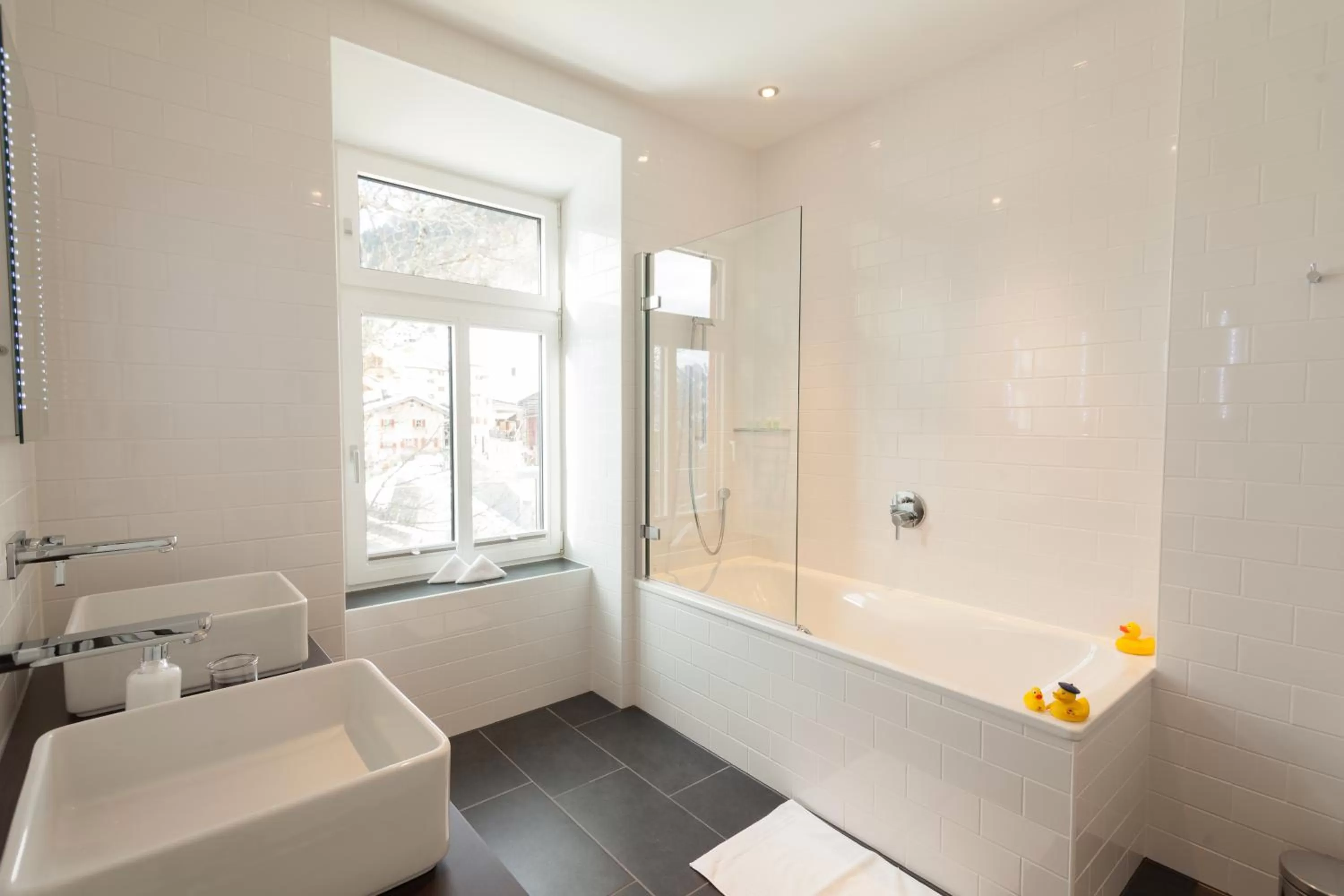 Bathroom in Boutique-Hotel Garni Bellevue Davos Wiesen