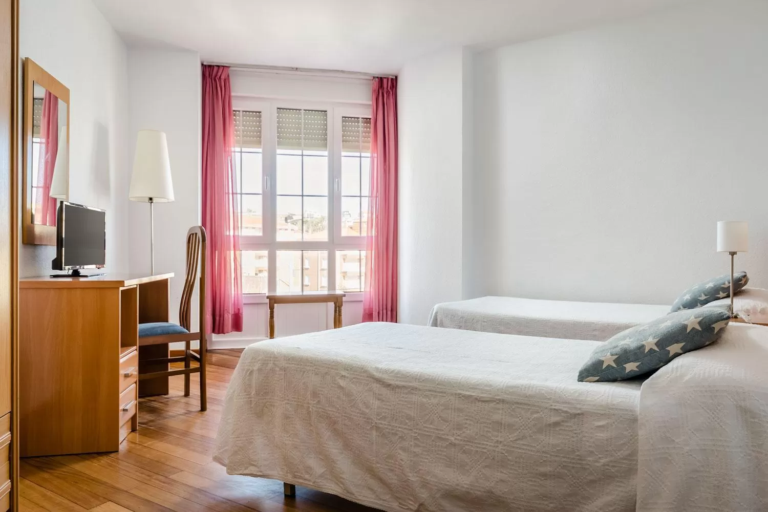 Bed in Hotel Surfances