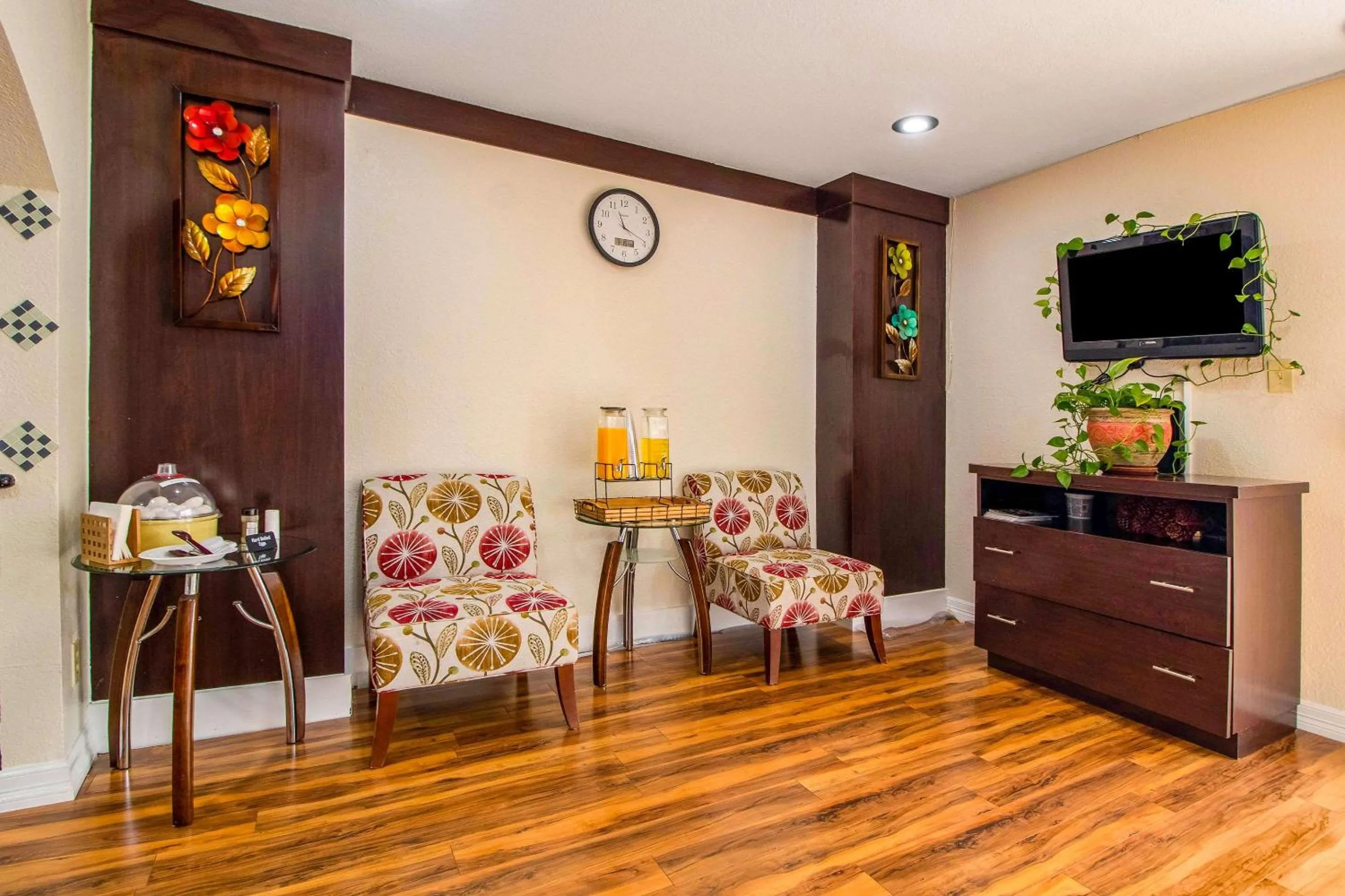 Lobby or reception in Rodeway Inn & Suites Houston near Medical Center