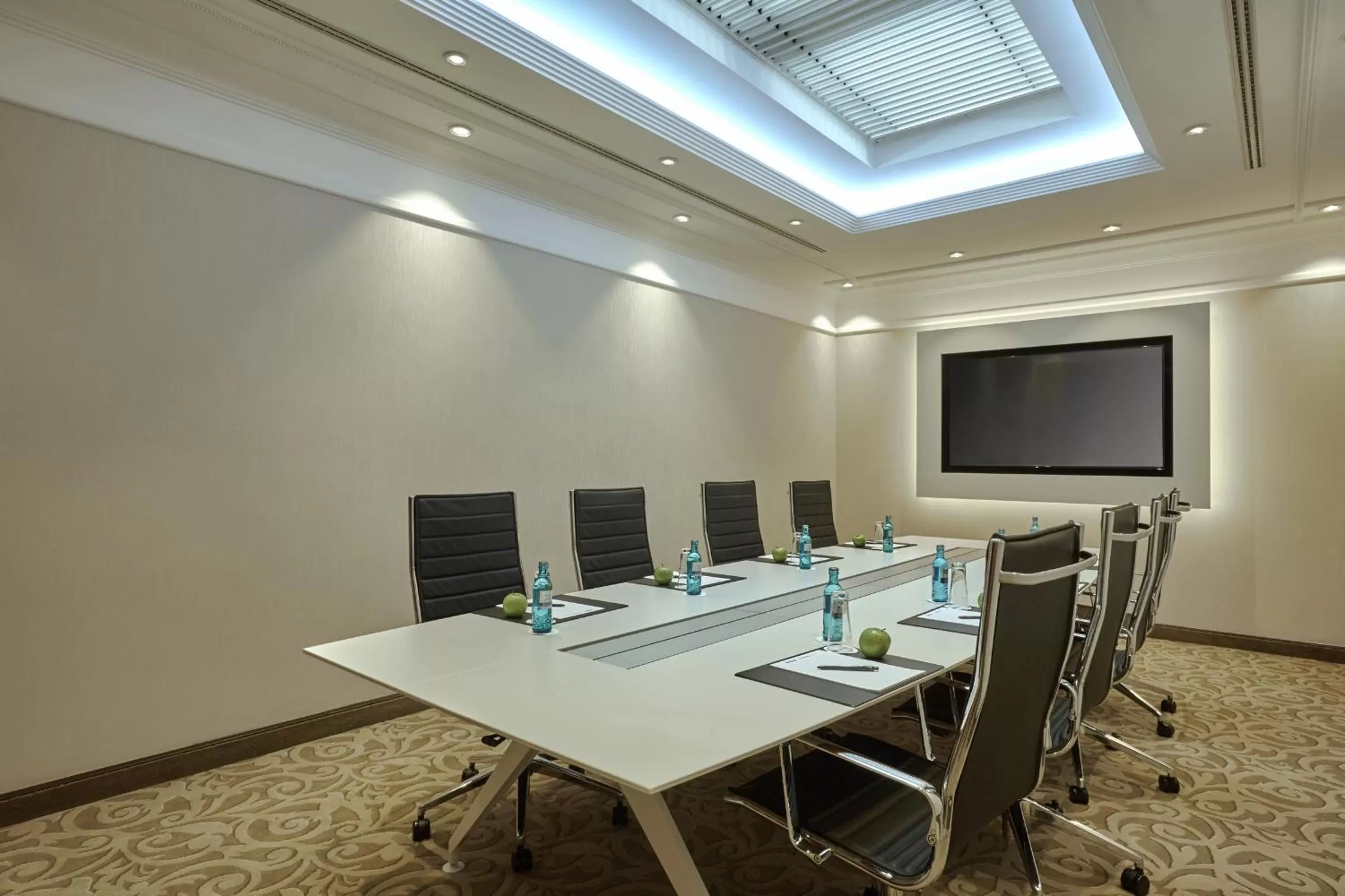 Meeting/conference room in H4 Hotel Hannover Messe, Trademark Collection by Wyndham