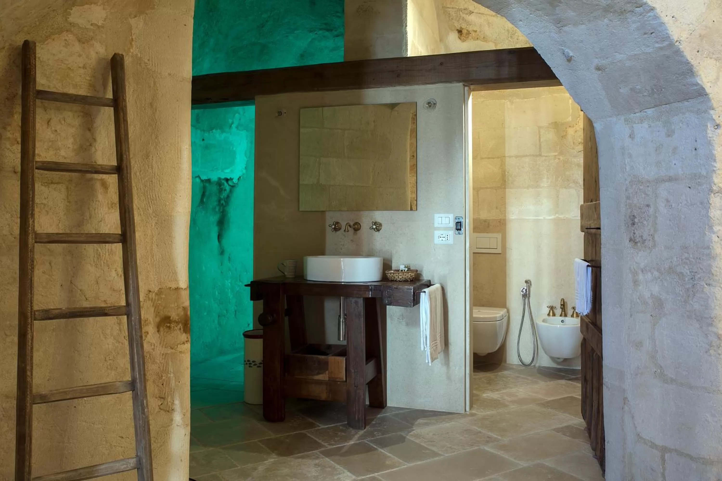 Bathroom in Locanda Di San Martino Hotel & Thermae Romanae