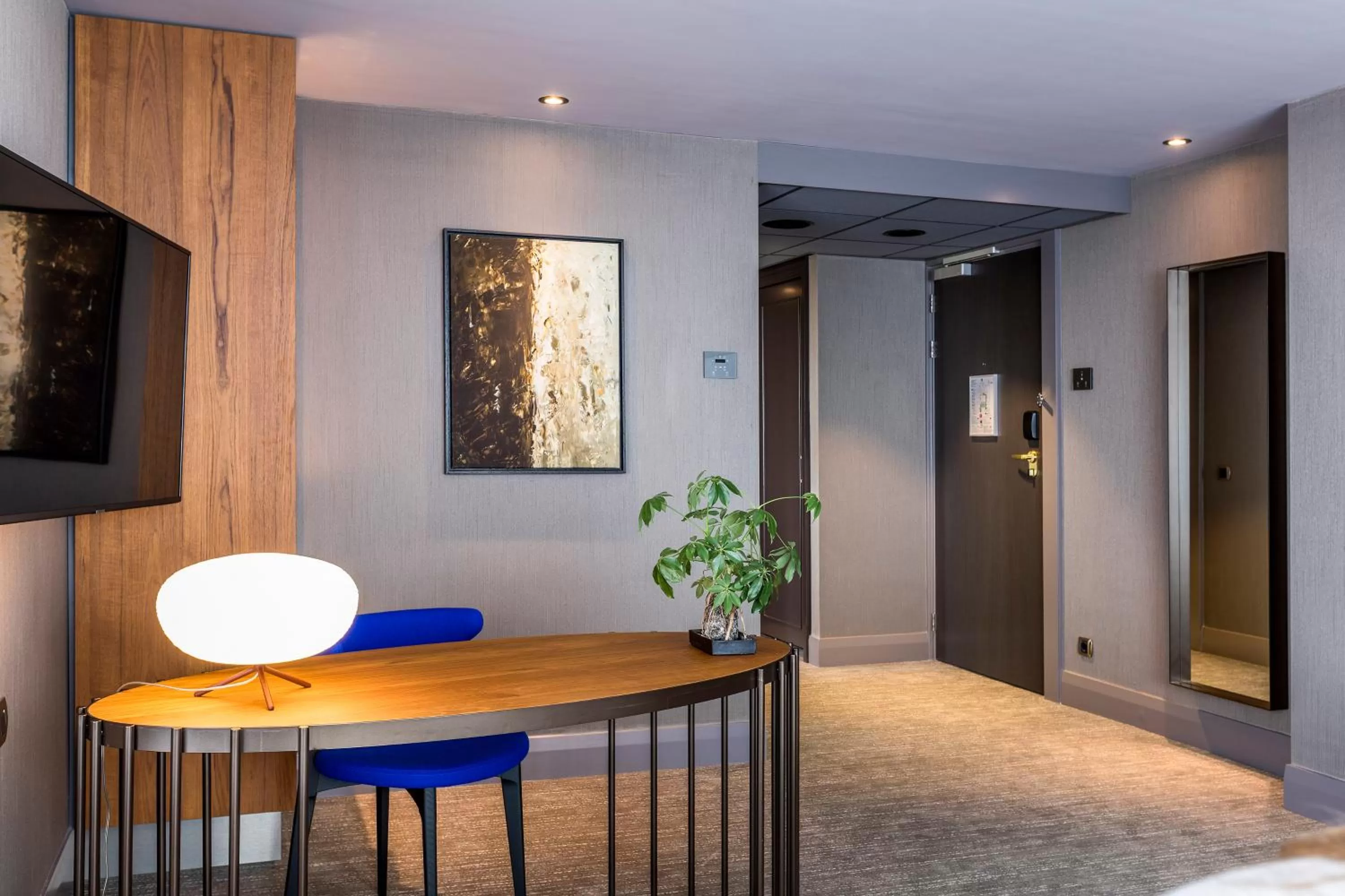 Panorama Twin Room in Hotel Okura Amsterdam – The Leading Hotels of the World