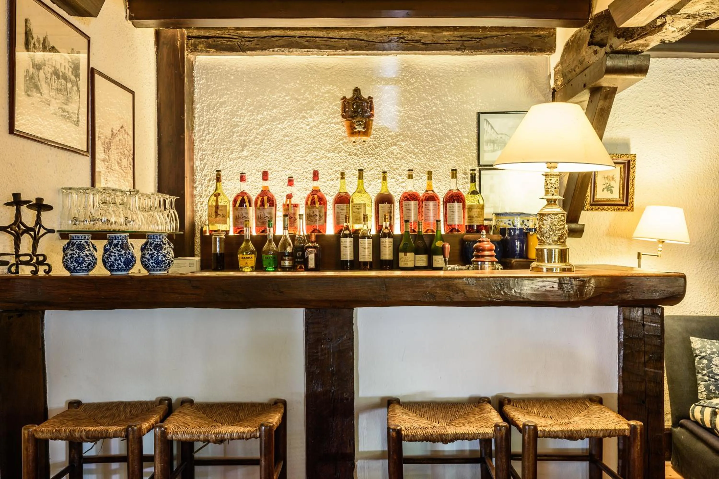 Restaurant/places to eat in Arraya