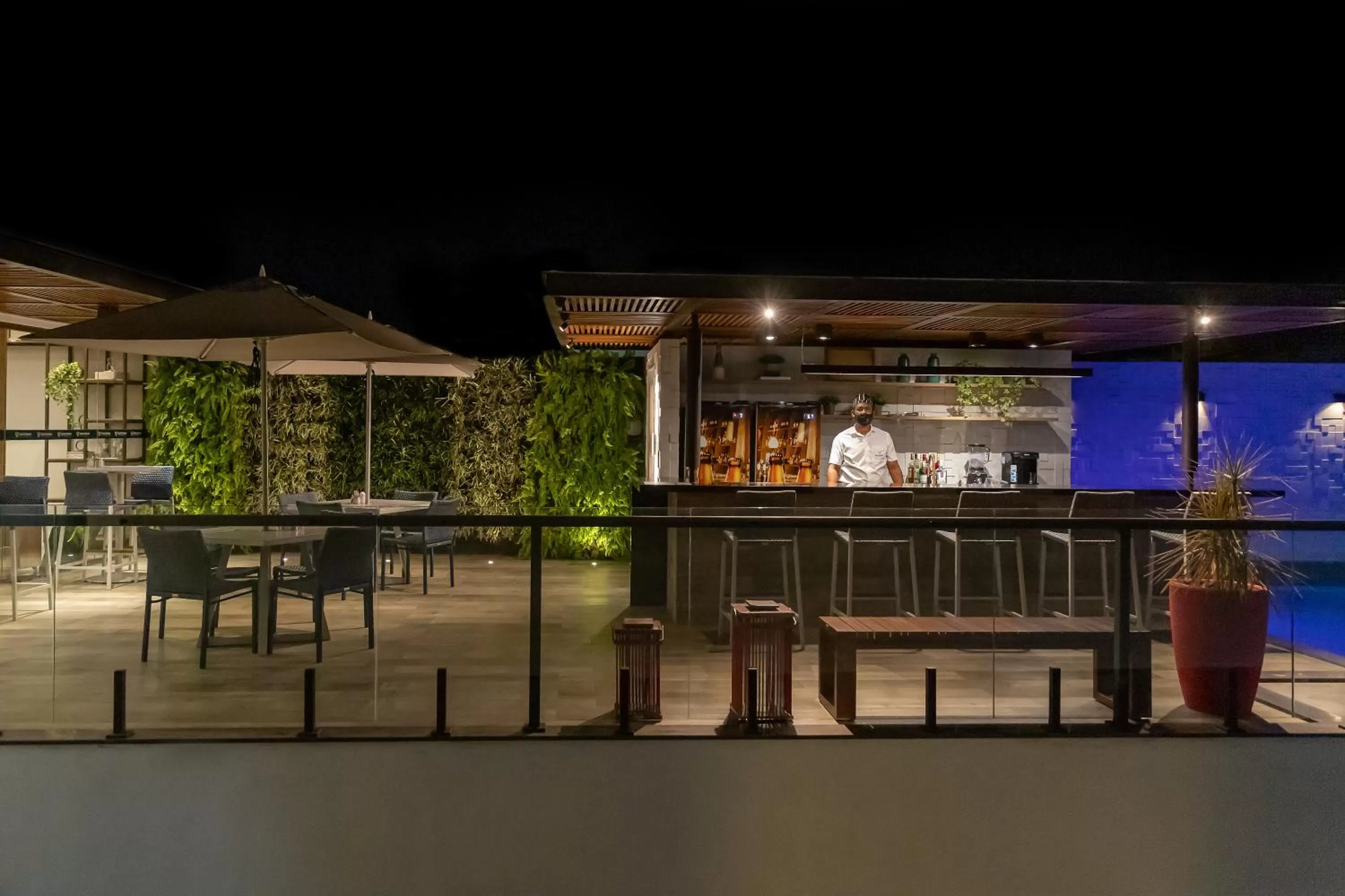 Swimming pool in Granterrara Hotel