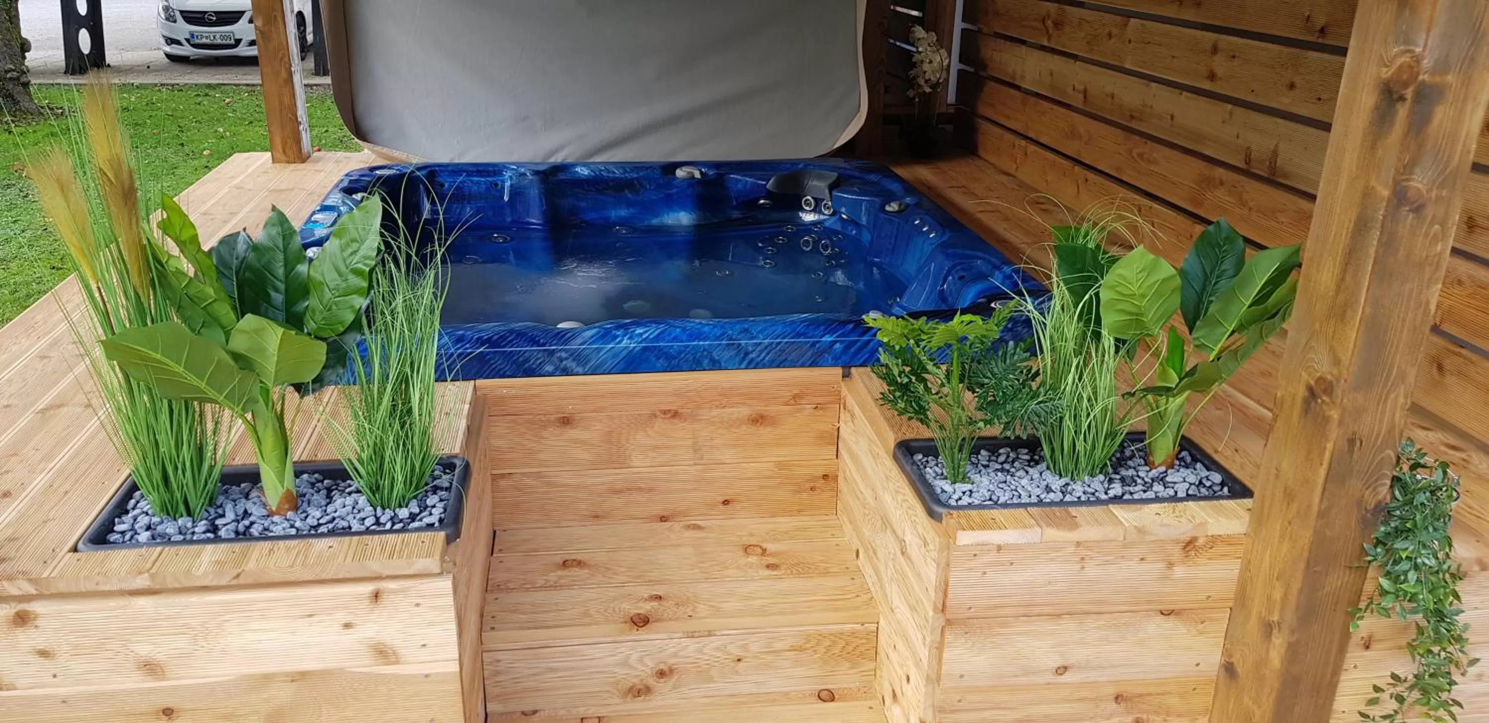 Hot Tub in Hiša stare mame