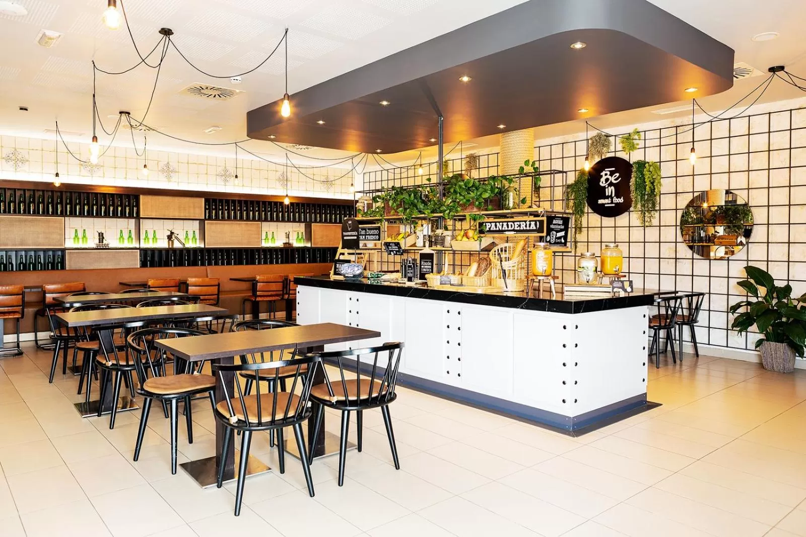 Restaurant/places to eat in Ibis Oviedo