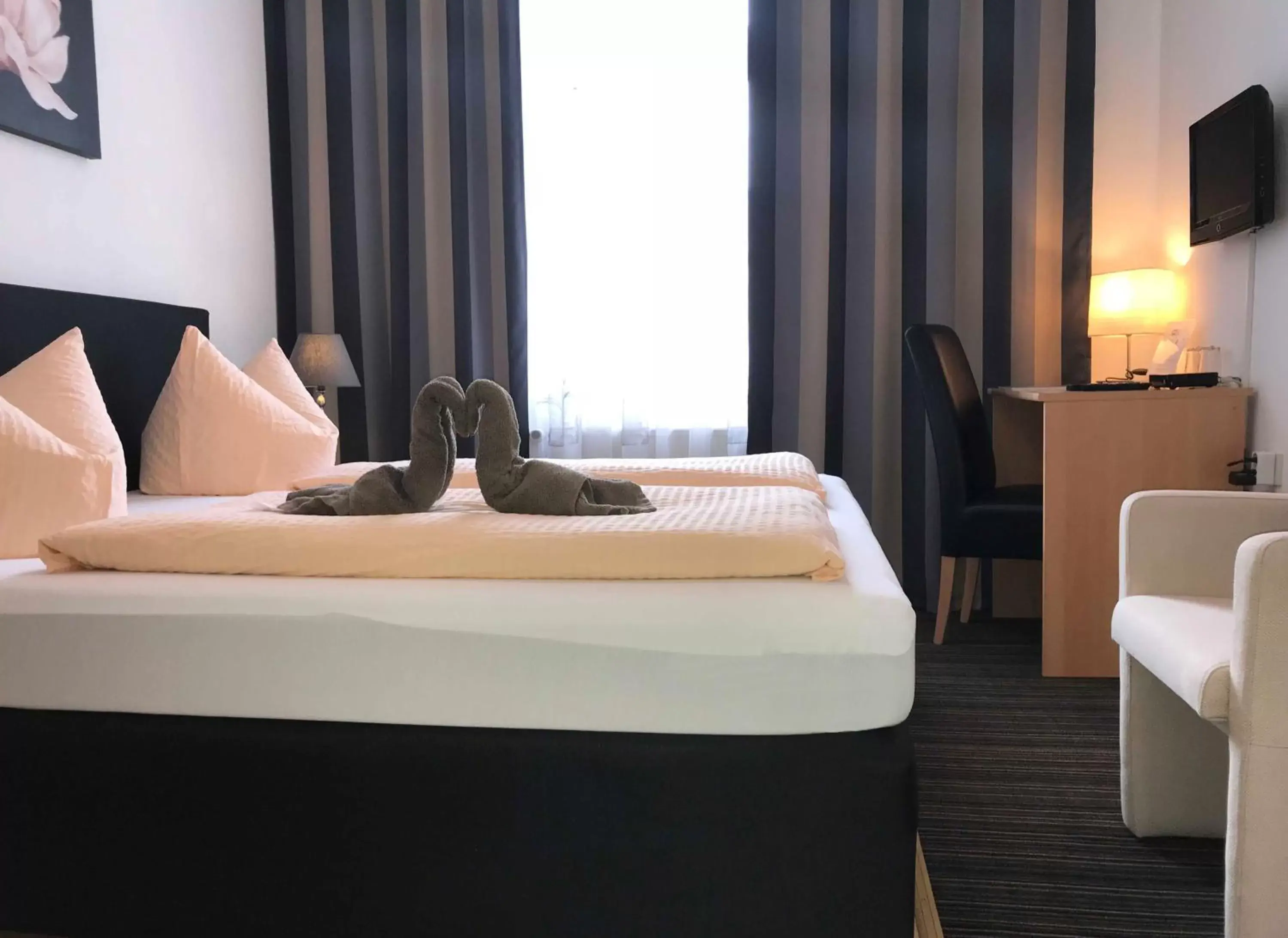 Double Room with Private Bathroom in Hotel Antoni Double Room with Private Bathroom in Hotel Antoni