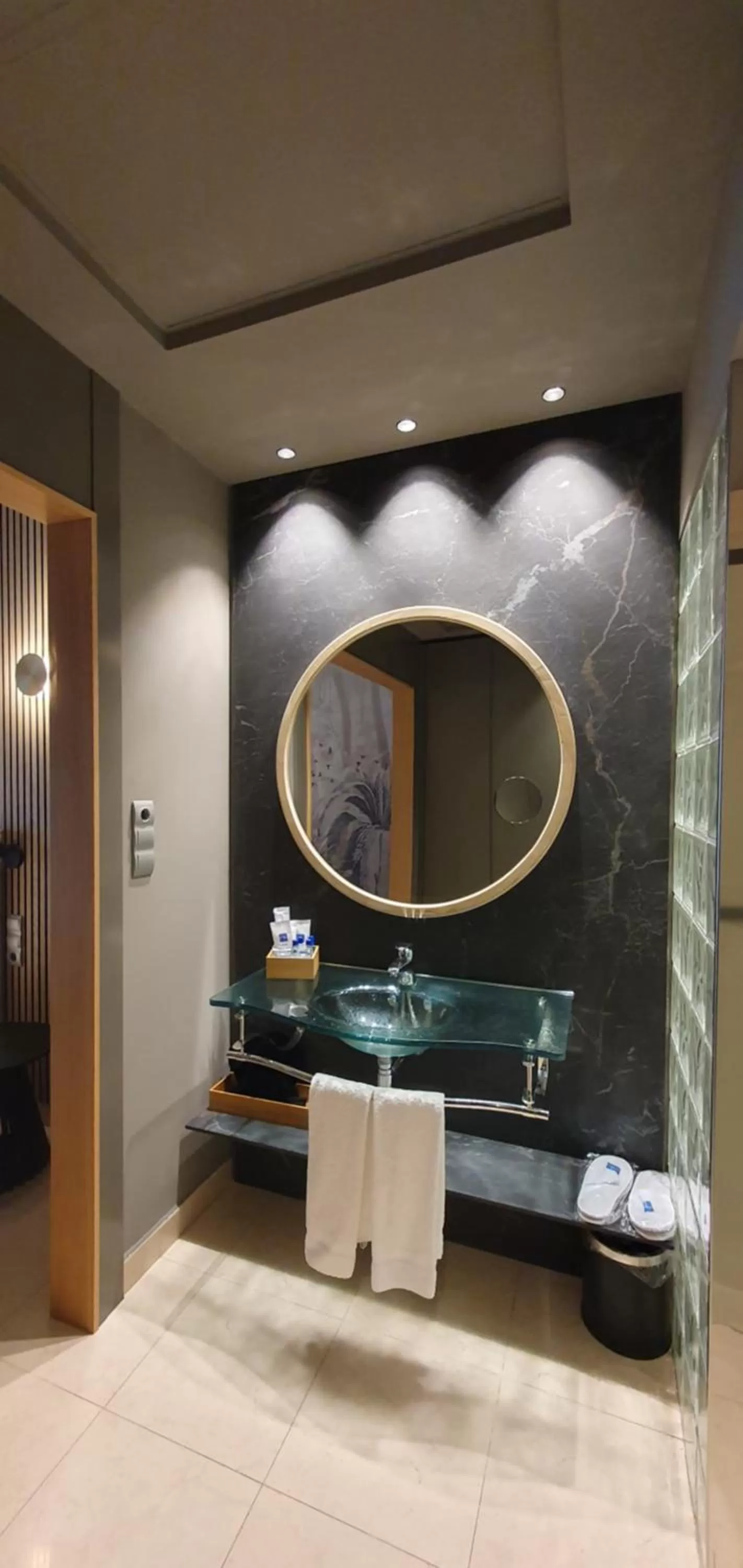 Toilet in Miami Mar - Boutique Hotel & Restaurante