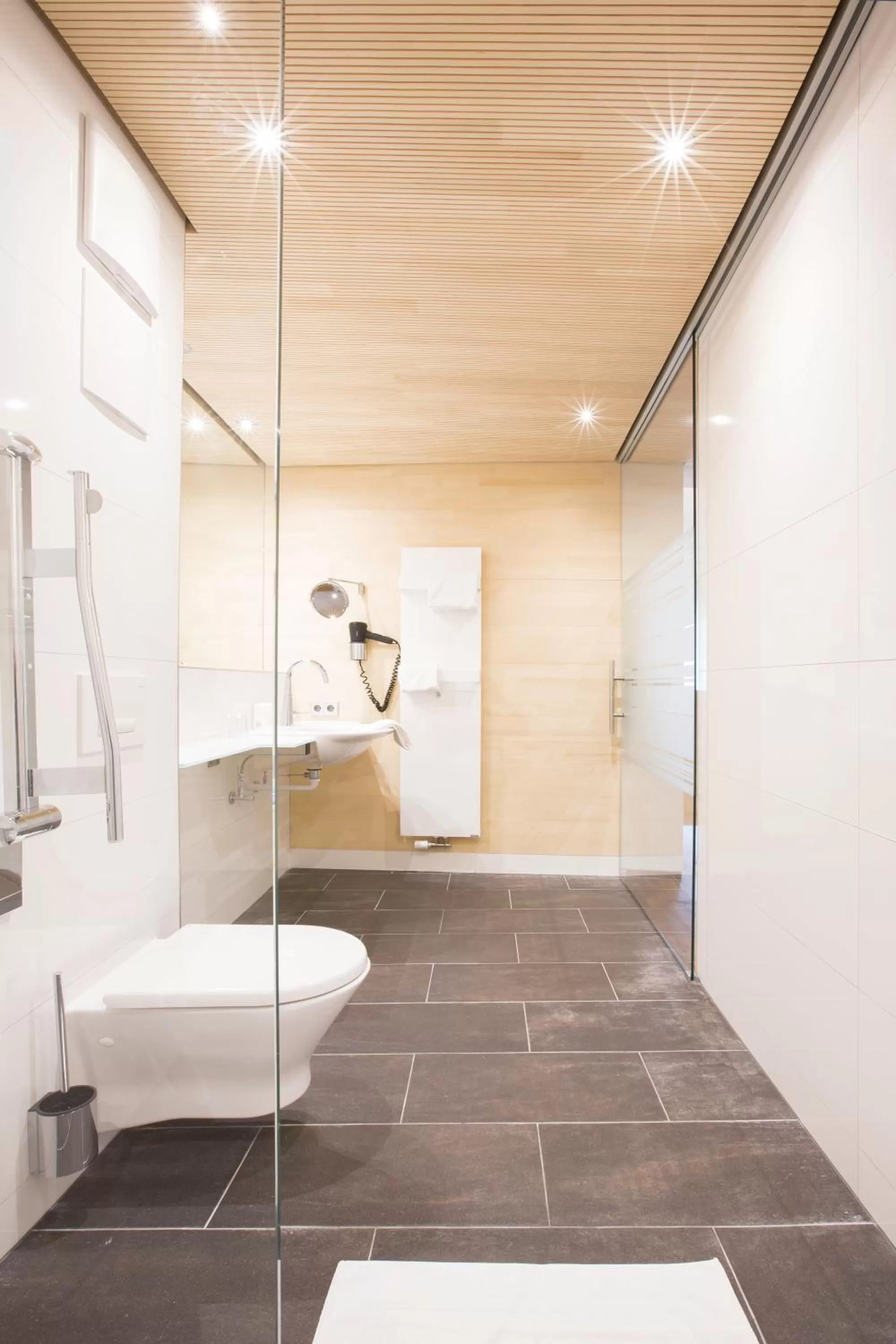 Bathroom in Berggasthof Höchsten