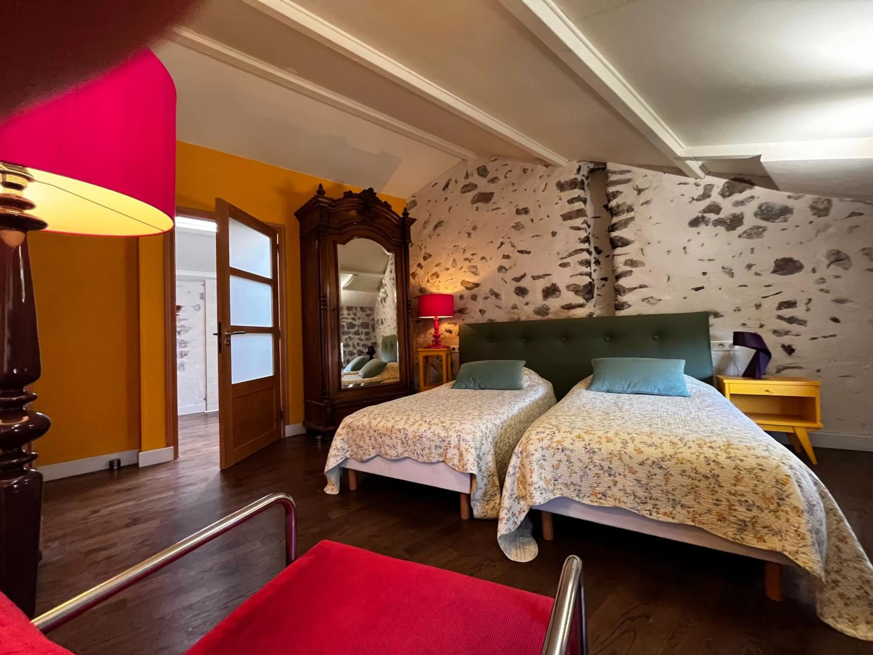 Bed in Art et Création