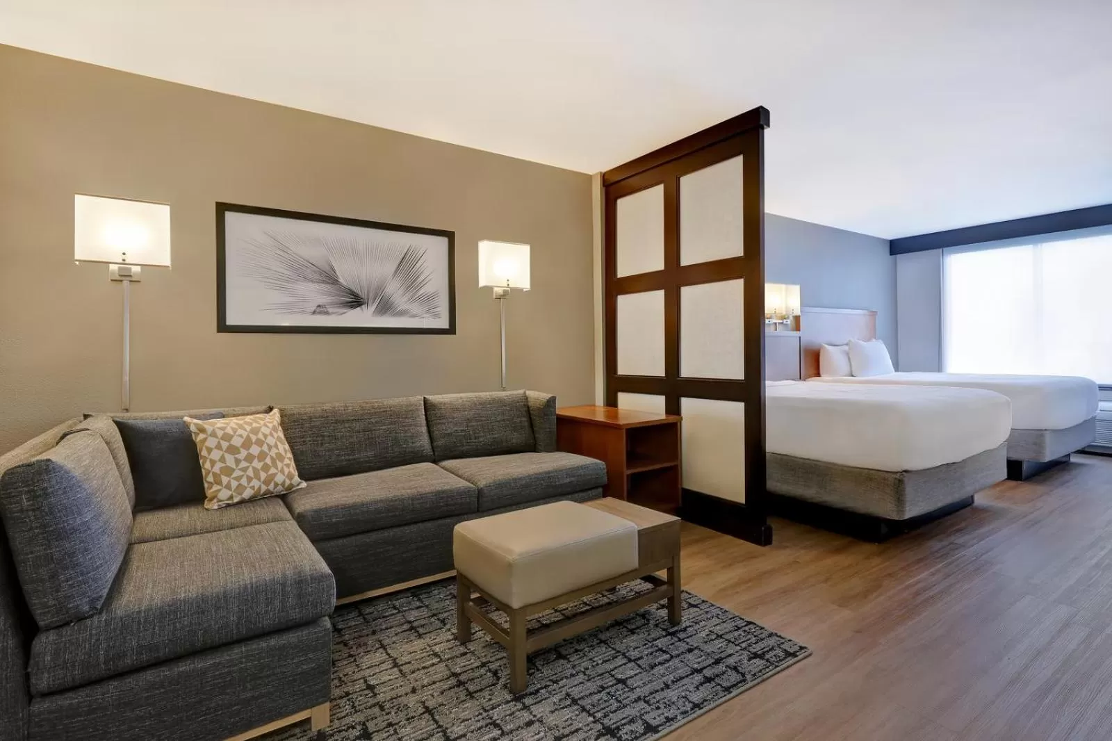 Photo of the whole room, Bed in Hyatt Place San Antonio North Stone Oak