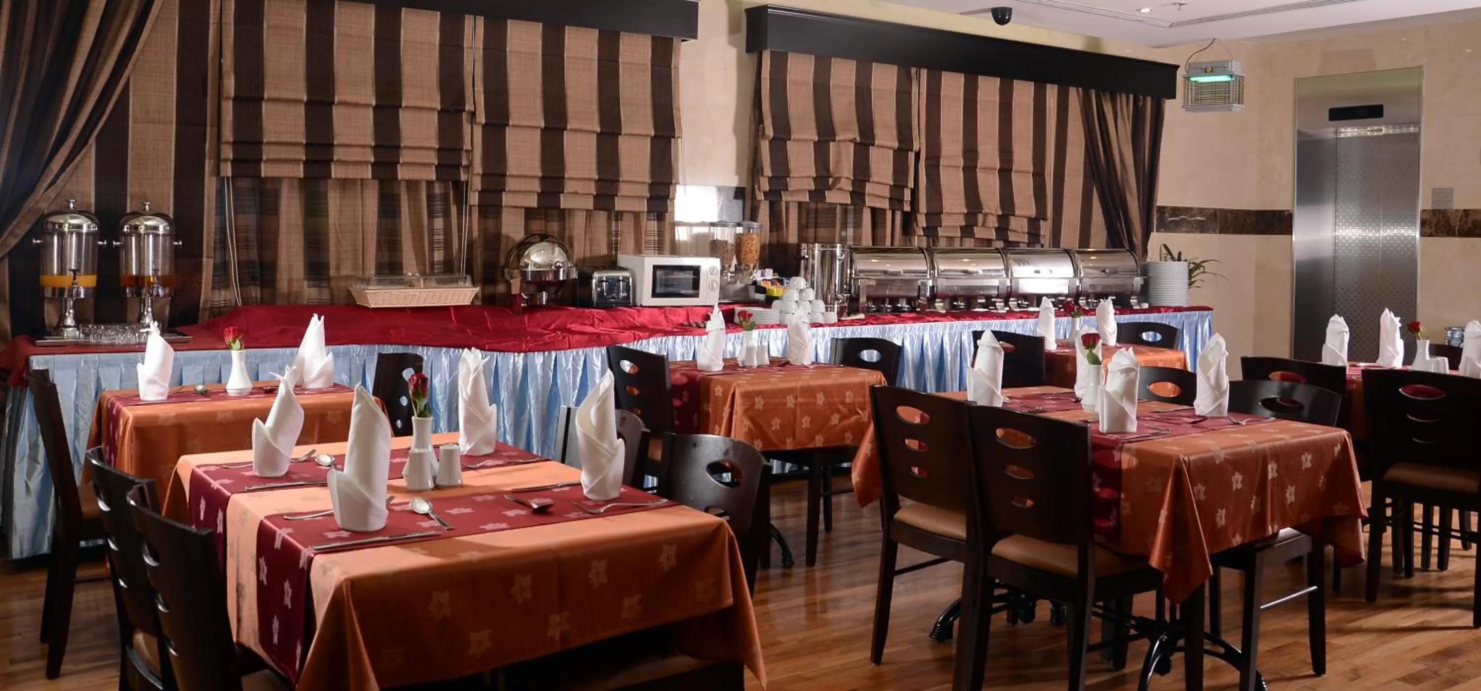 Restaurant/places to eat in Rose Garden Hotel Apartments - Al Barsha, Near Metro Station