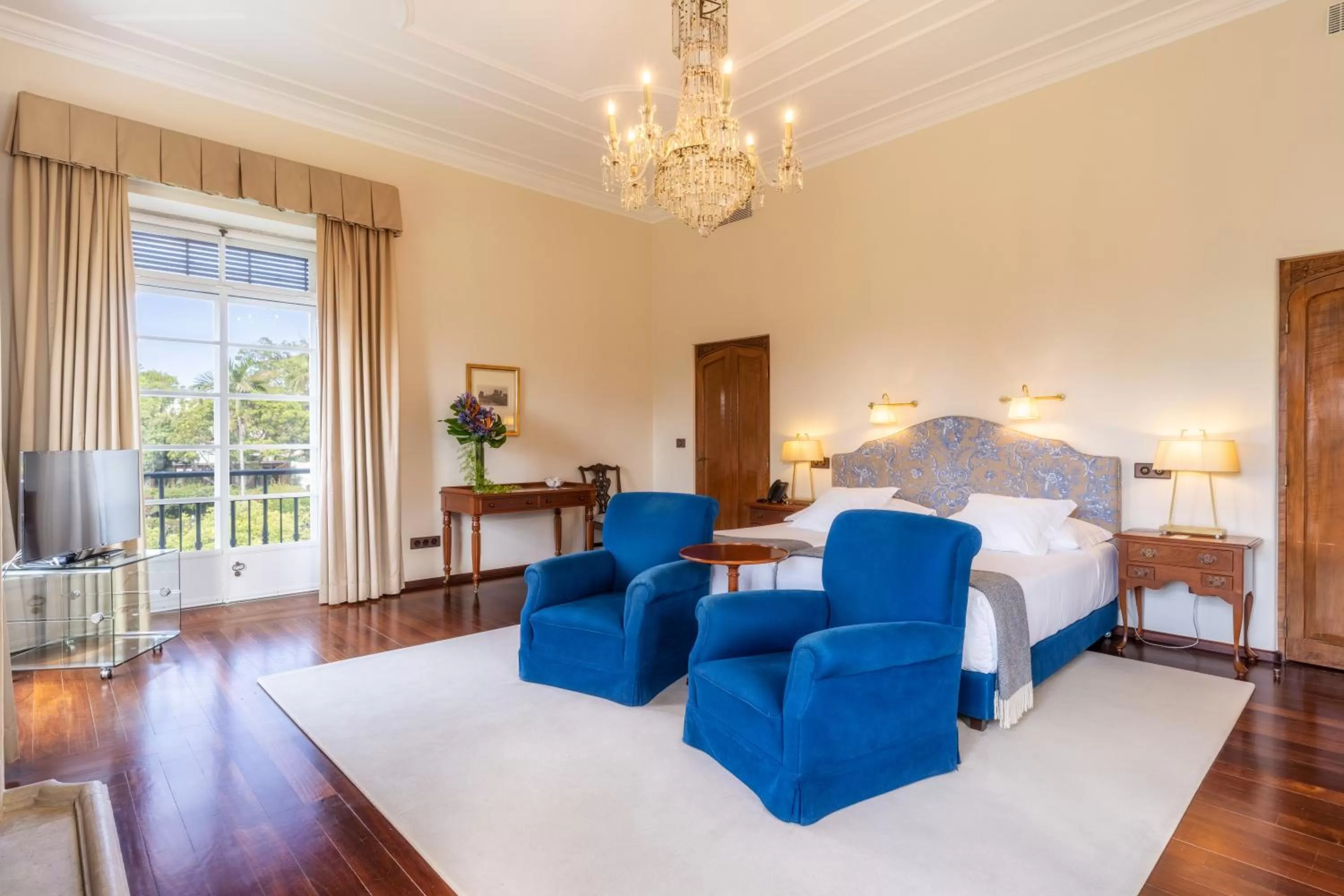 Bedroom, Bed in Quinta da Casa Branca - Small Luxury Hotels of the World