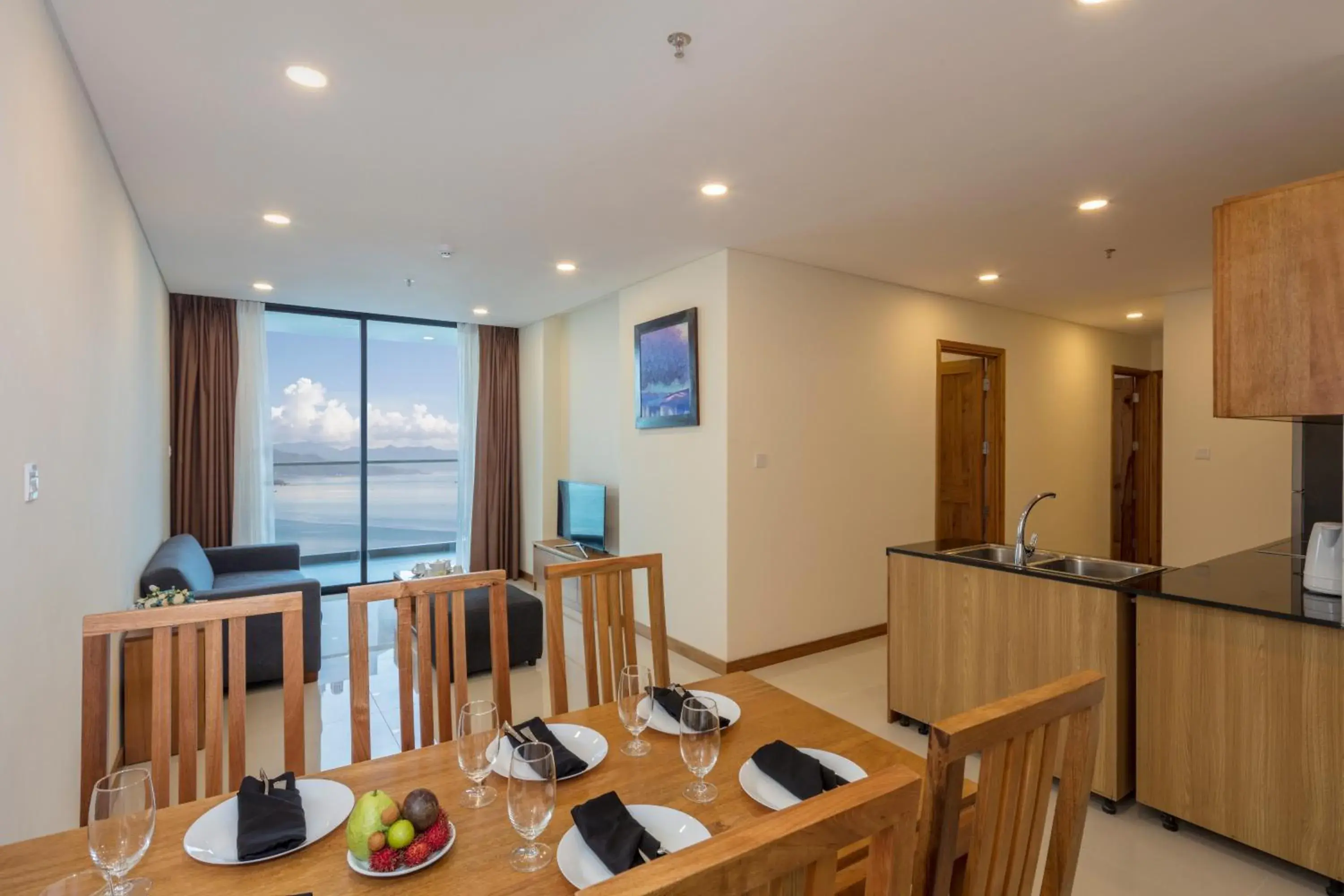 Three-Bedroom Apartment with Sea View in Holi Beach Hotel & Apartments Three-Bedroom Apartment with Sea View in Holi Beach Hotel & Apartments