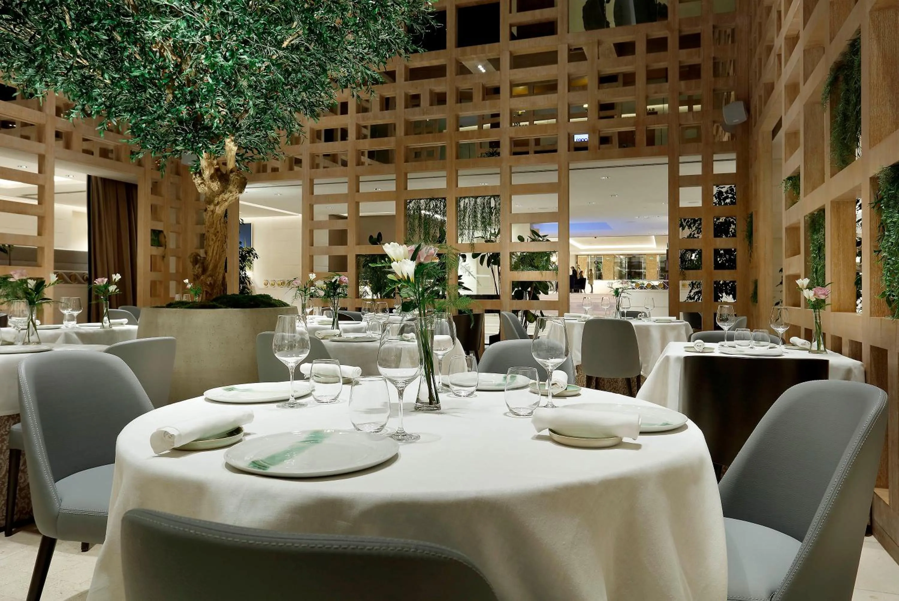 Restaurant/places to eat in Hyatt Regency Hesperia Madrid