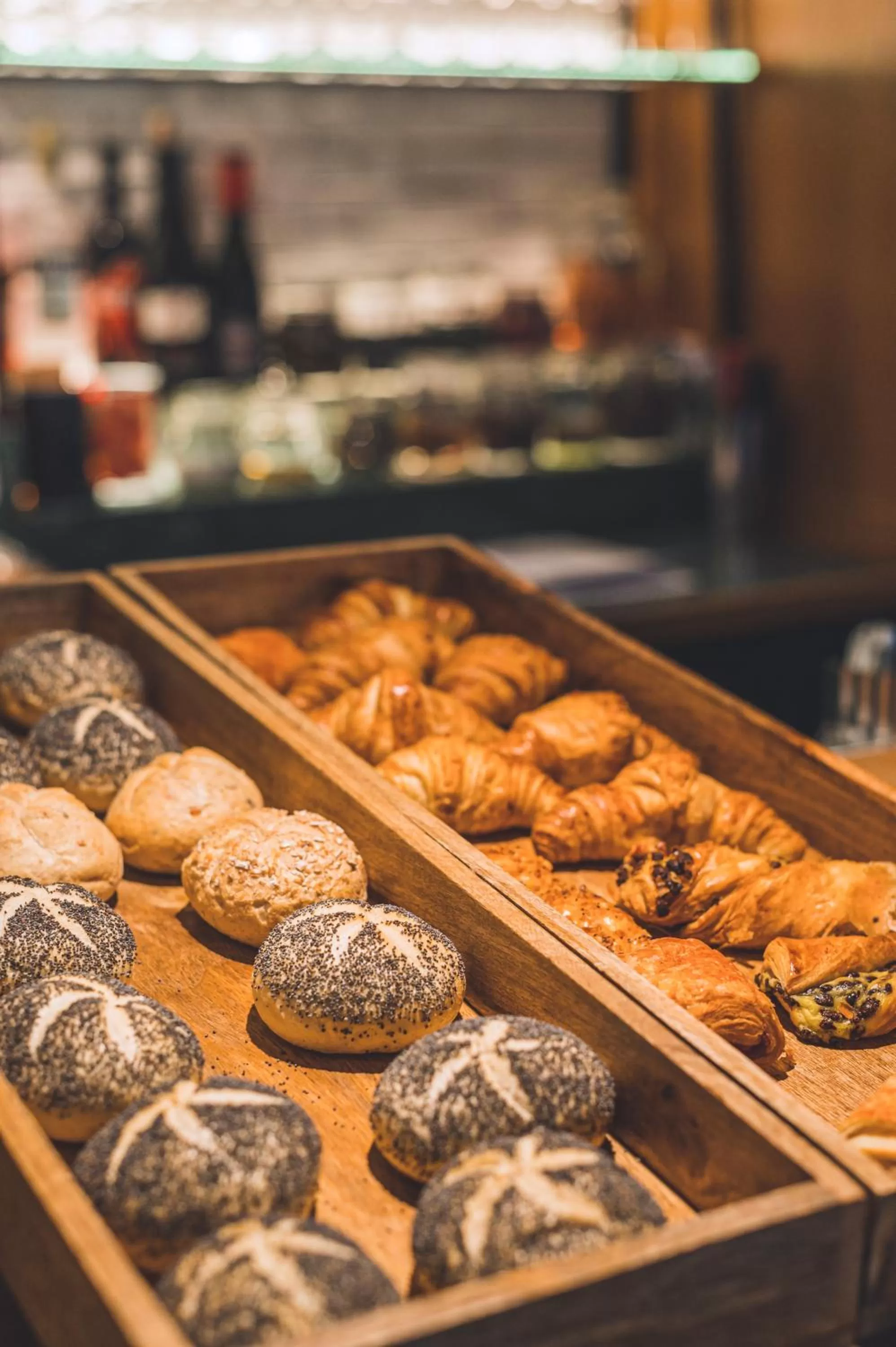 Breakfast in Green Hotel