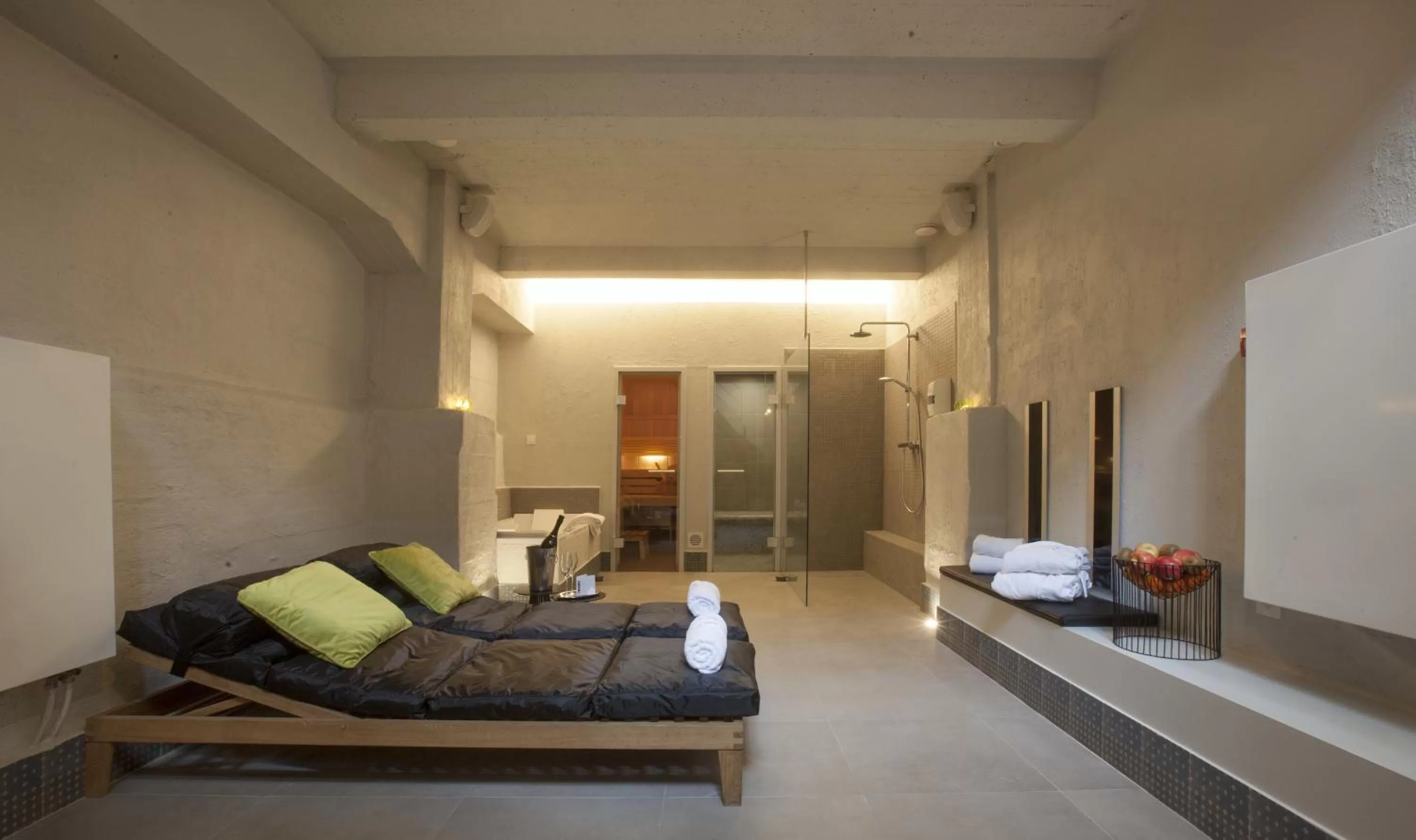 Spa and wellness centre/facilities, Bed in Hotel The Lodge Vilvoorde