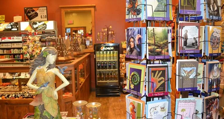 On-site shops in Cliff Castle Casino Hotel