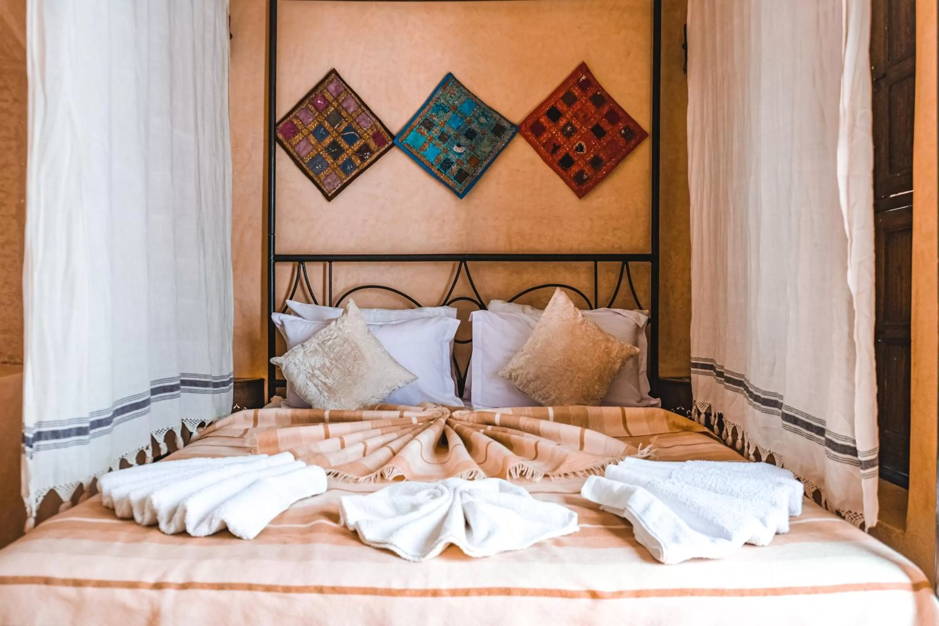 Bed in Héritage Lalla Aicha et SPA