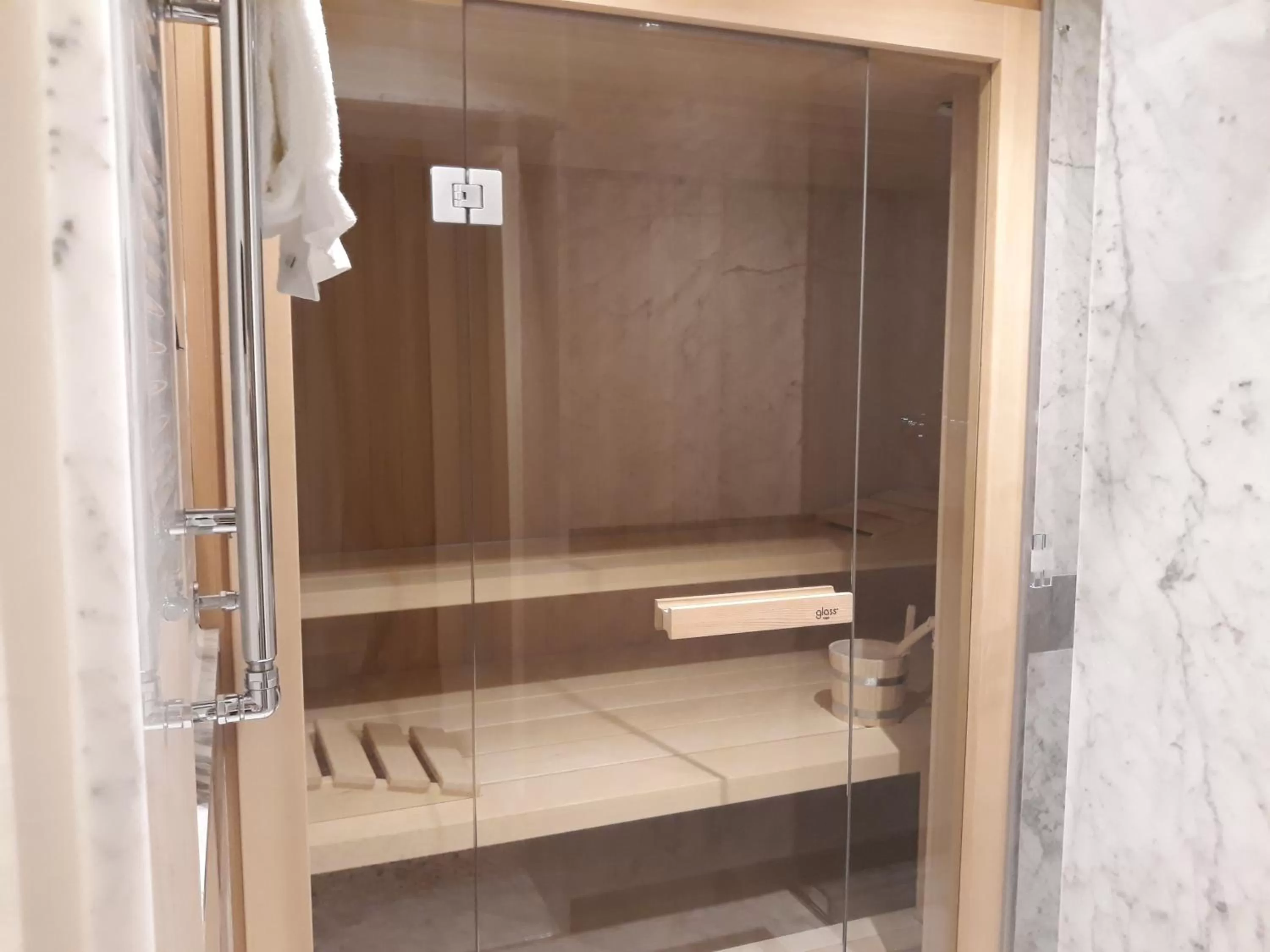 Bathroom in Ca' Bonfadini Historic Experience