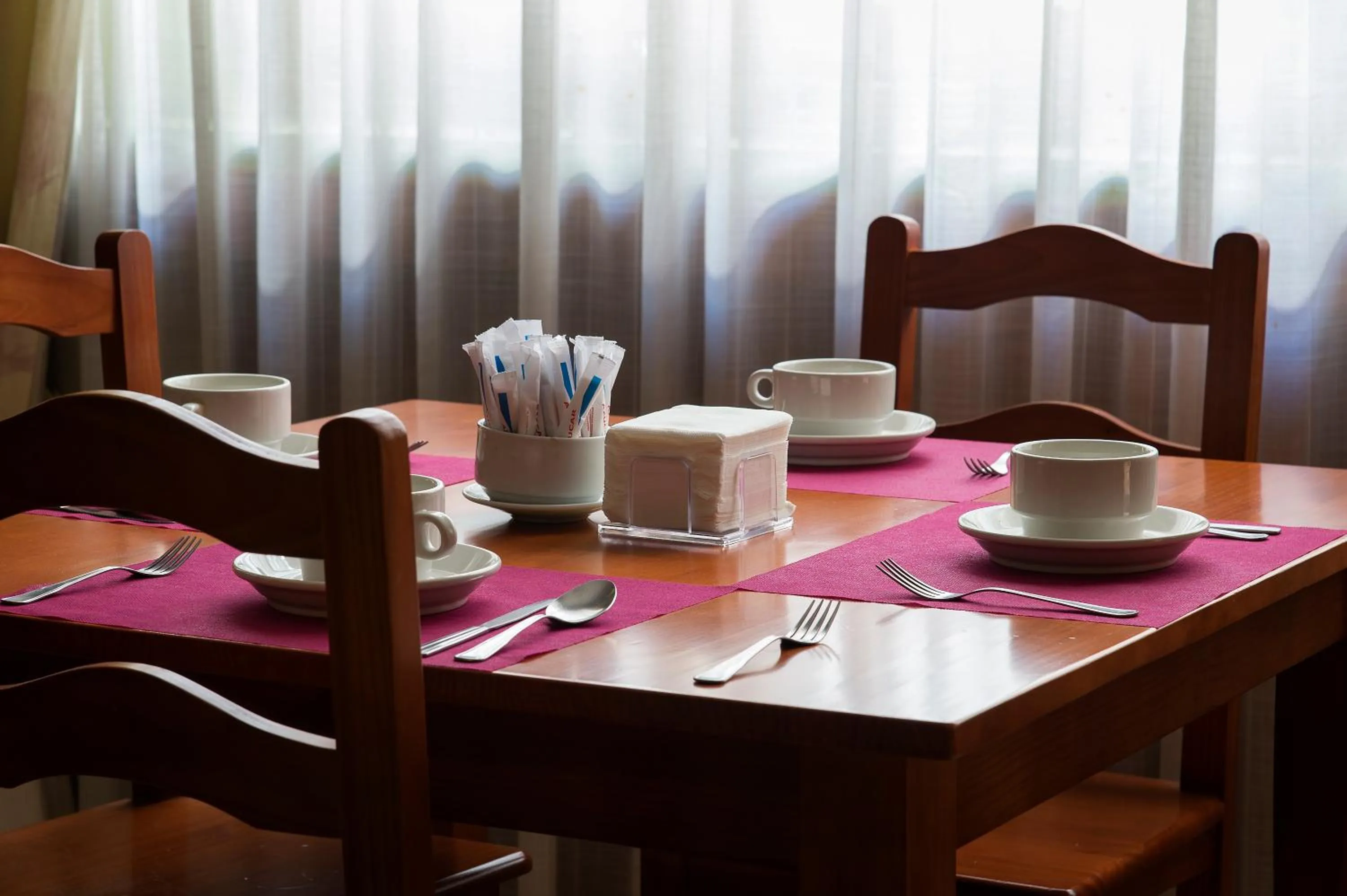 Dining area in Hotel Castilla