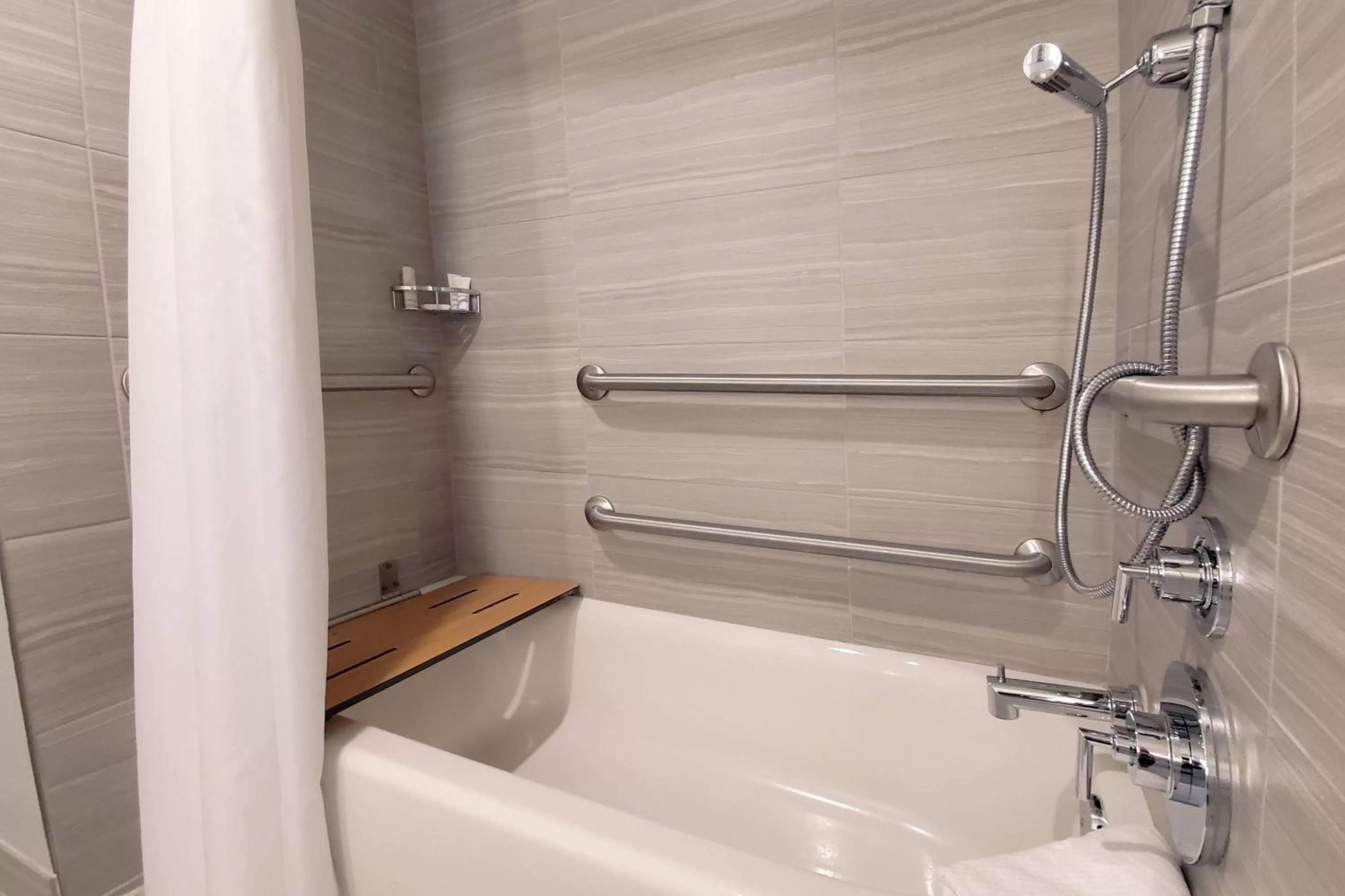 Bathroom in Franklin Marriott Cool Springs