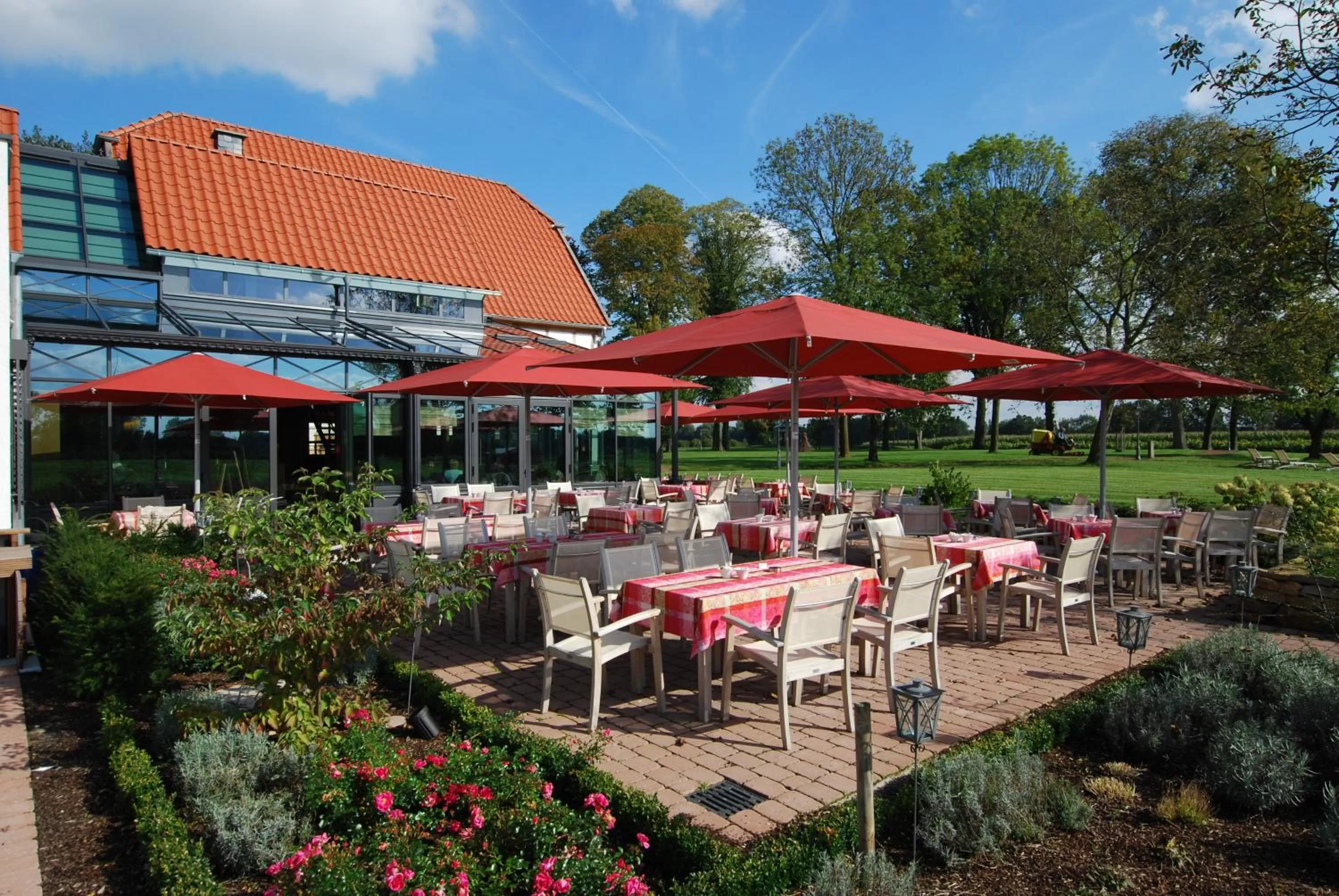 Restaurant/Places to Eat in Gut Kump Gastronomie und Hotel