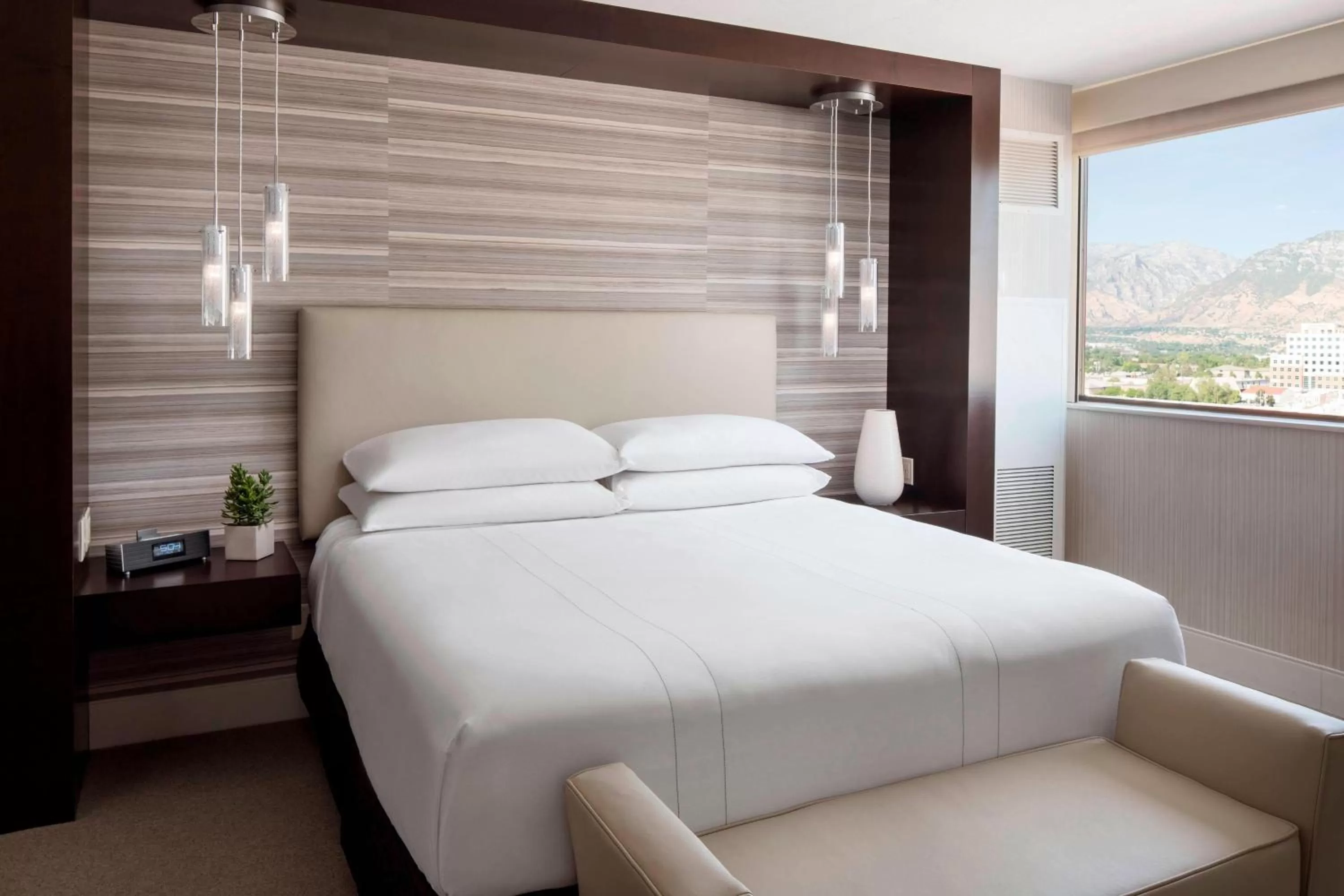 Bedroom, Bed in Provo Marriott Hotel & Conference Center