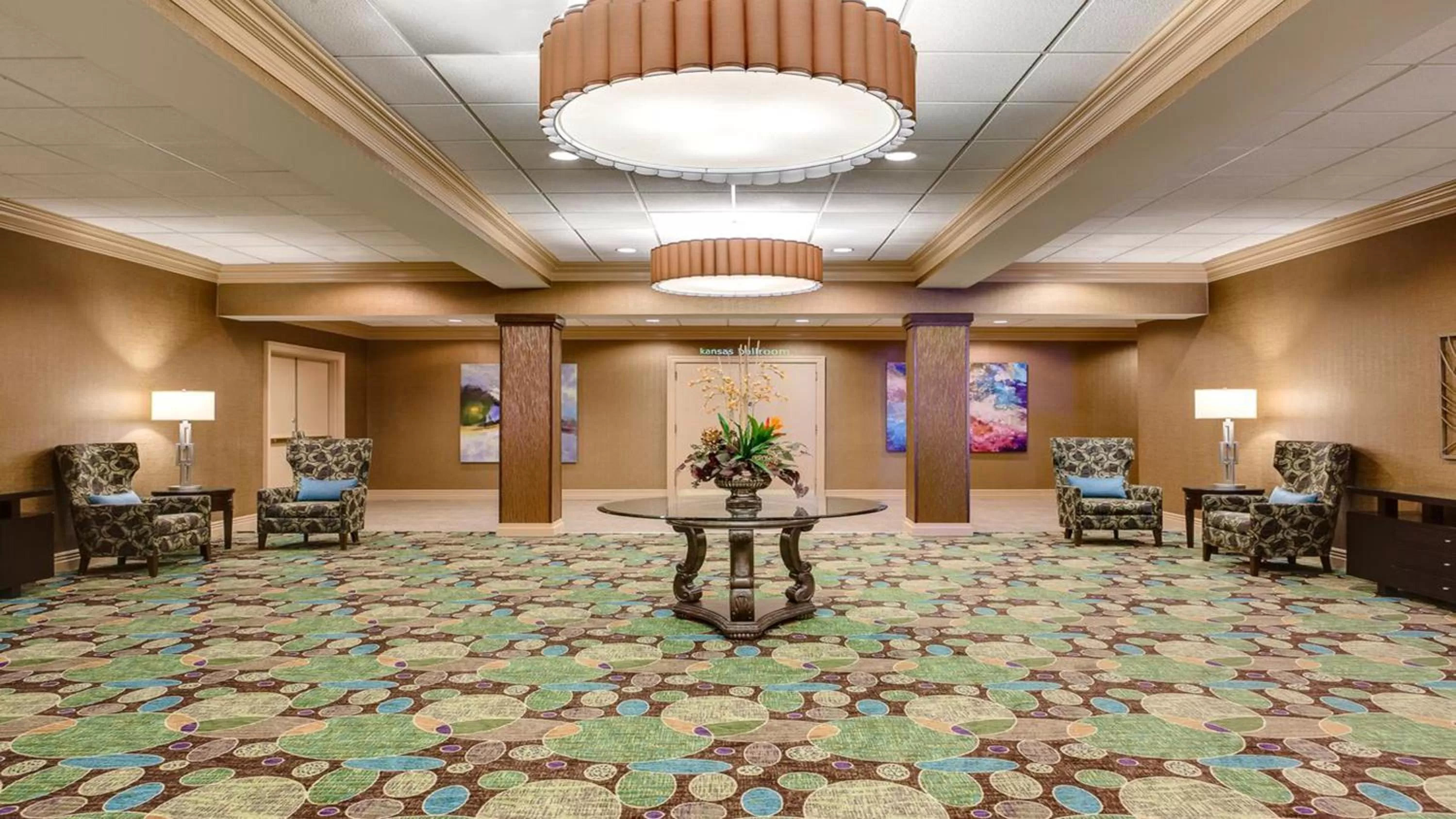 Meeting/conference room in Holiday Inn Hotel & Suites Overland Park-West by IHG