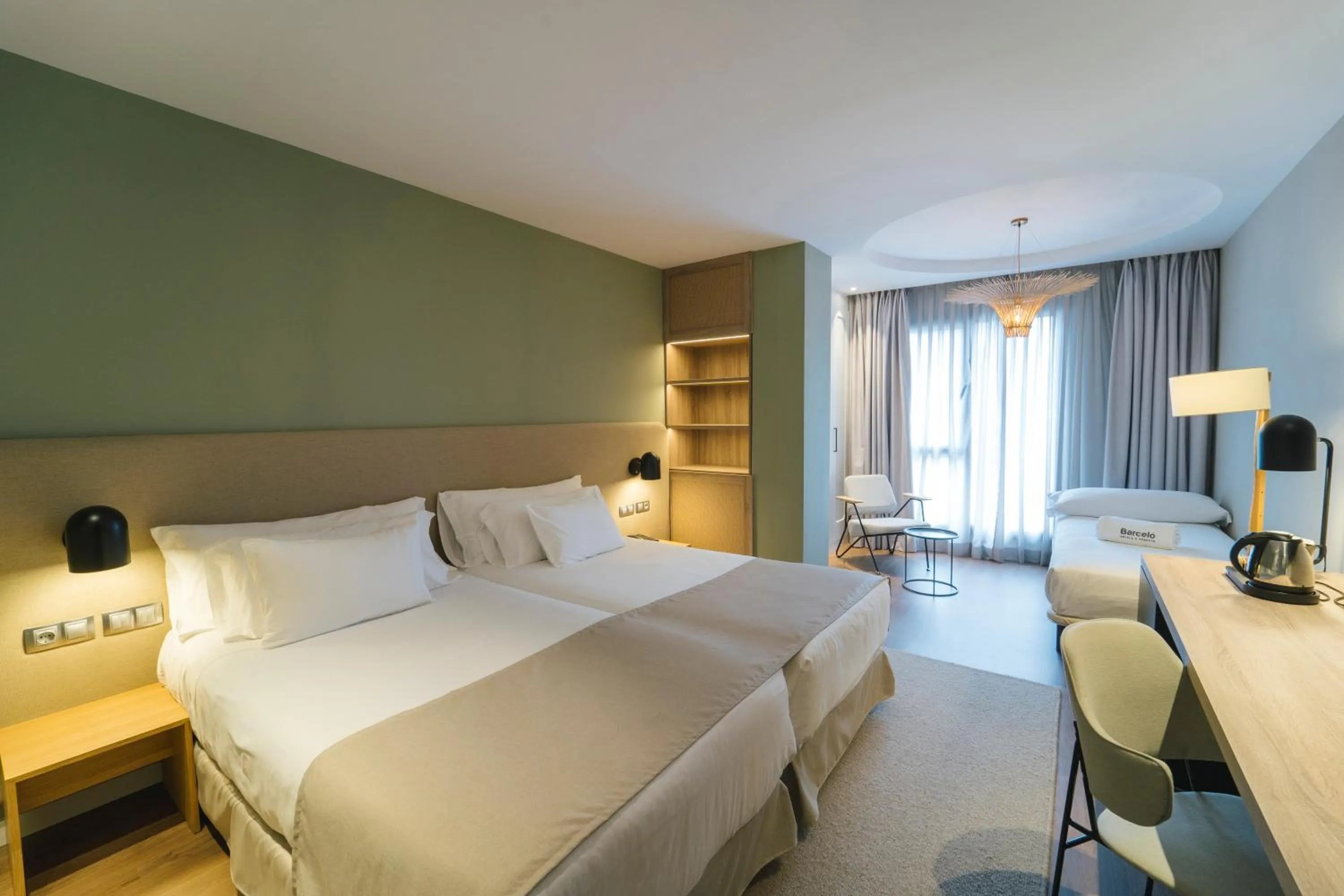 Bedroom, Bed in Barceló Oviedo Cervantes