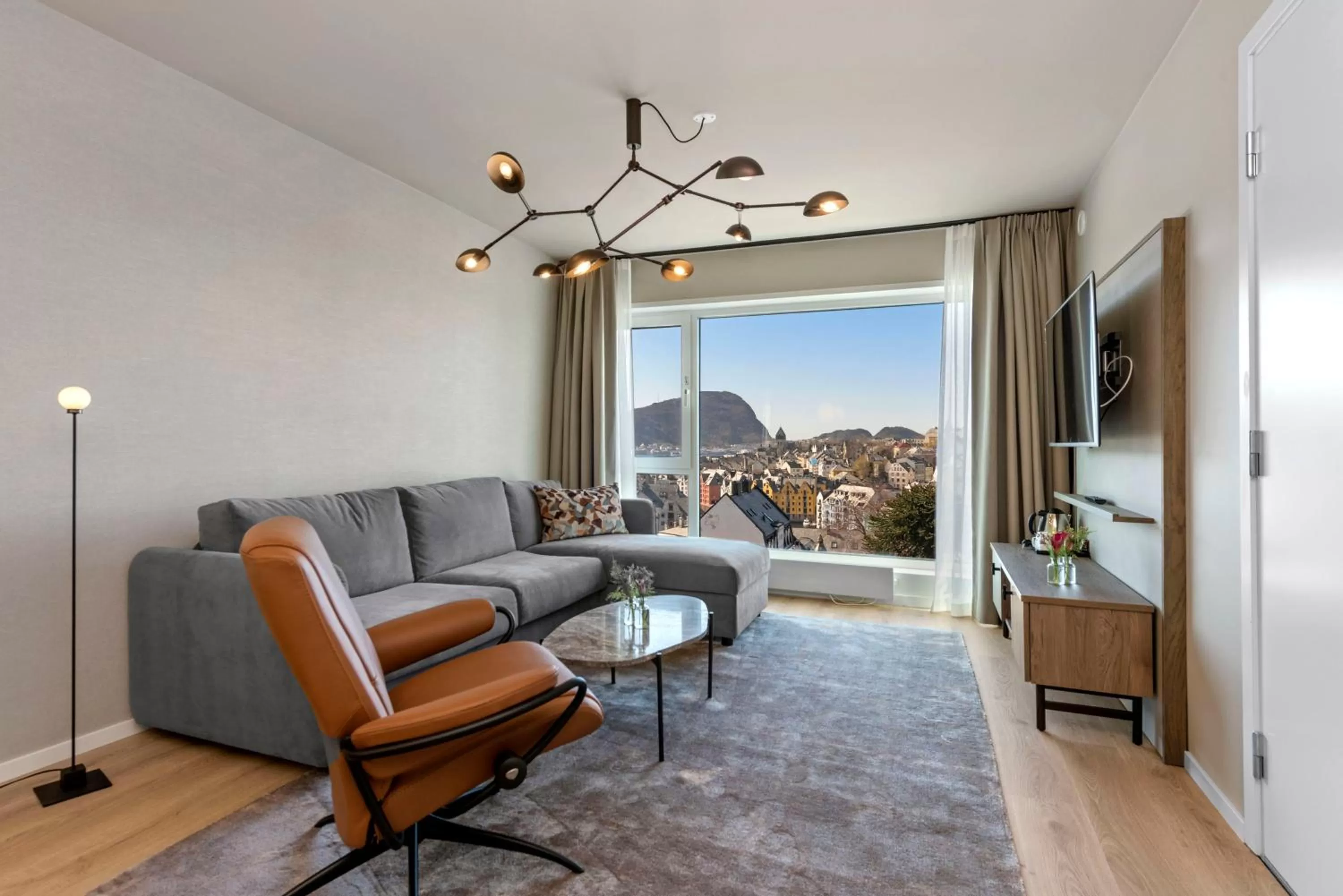 Family in Scandic Parken