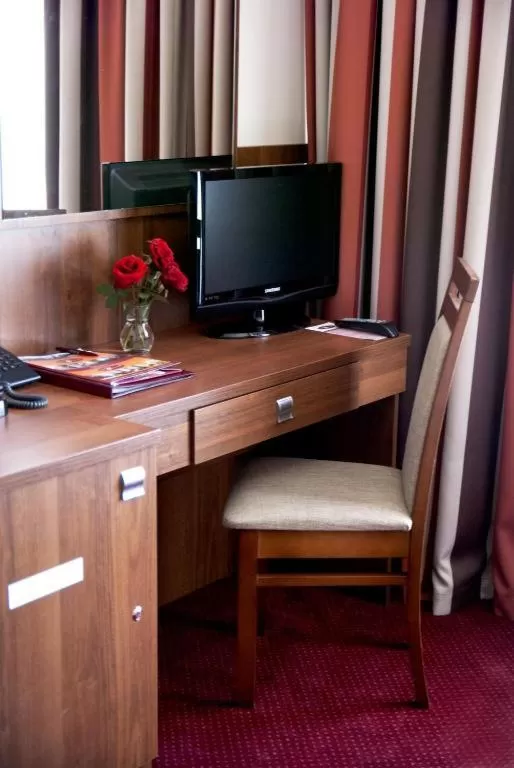 TV and multimedia in Hotel Alexander