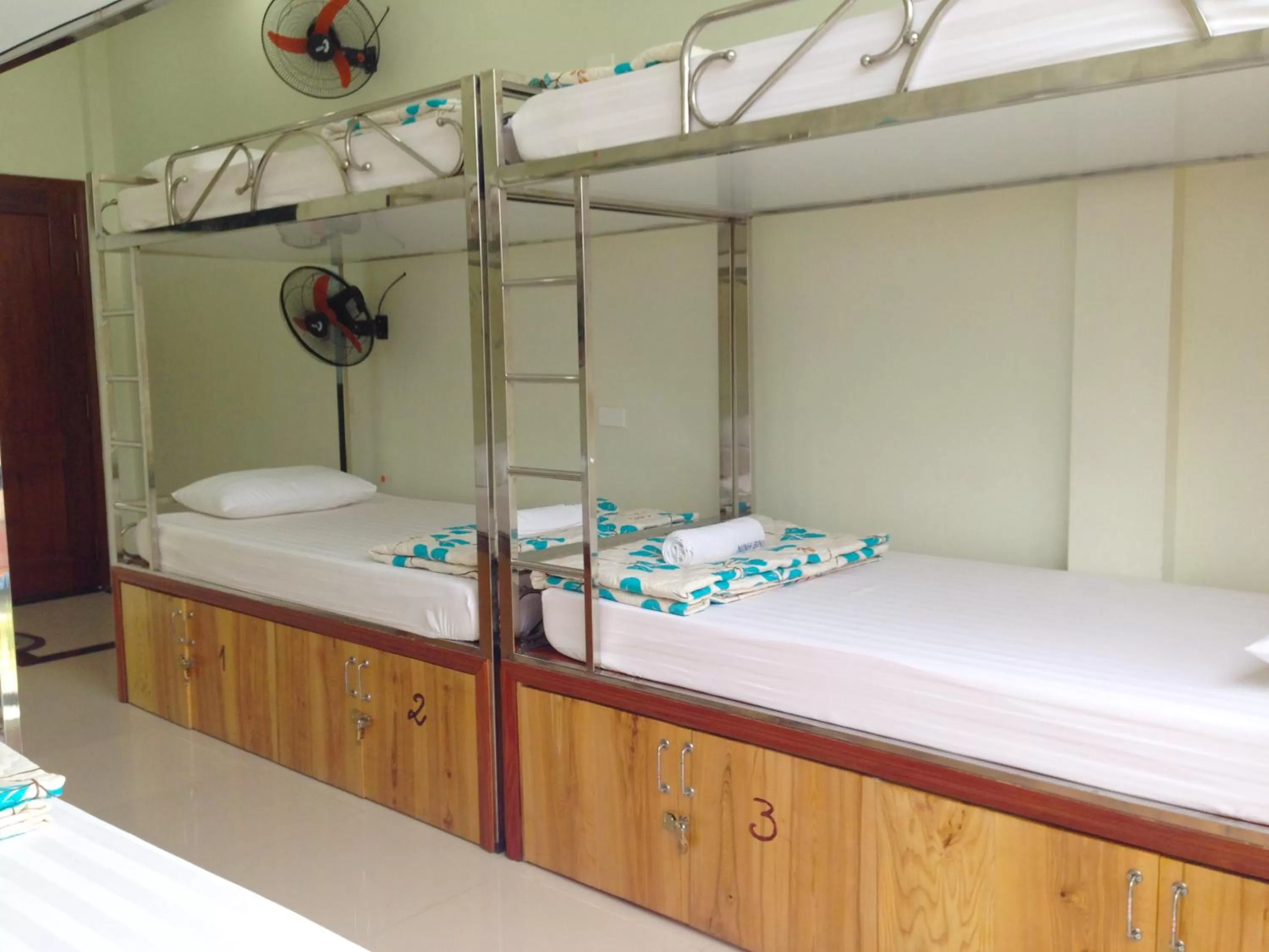 Day, Bed in Ninh Binh Central Hotel