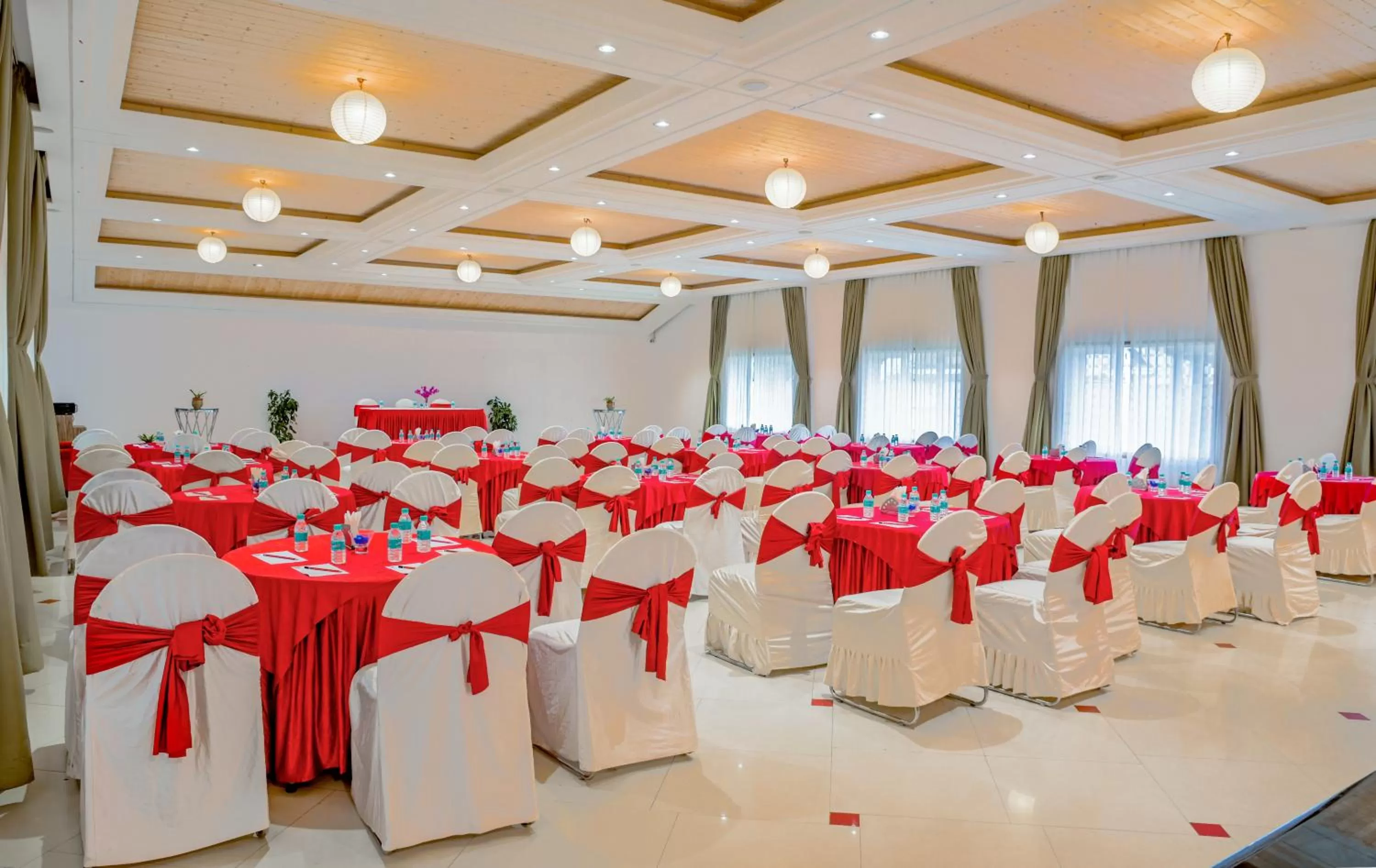 Banquet/Function facilities in Mount Conifer Suites & Spa