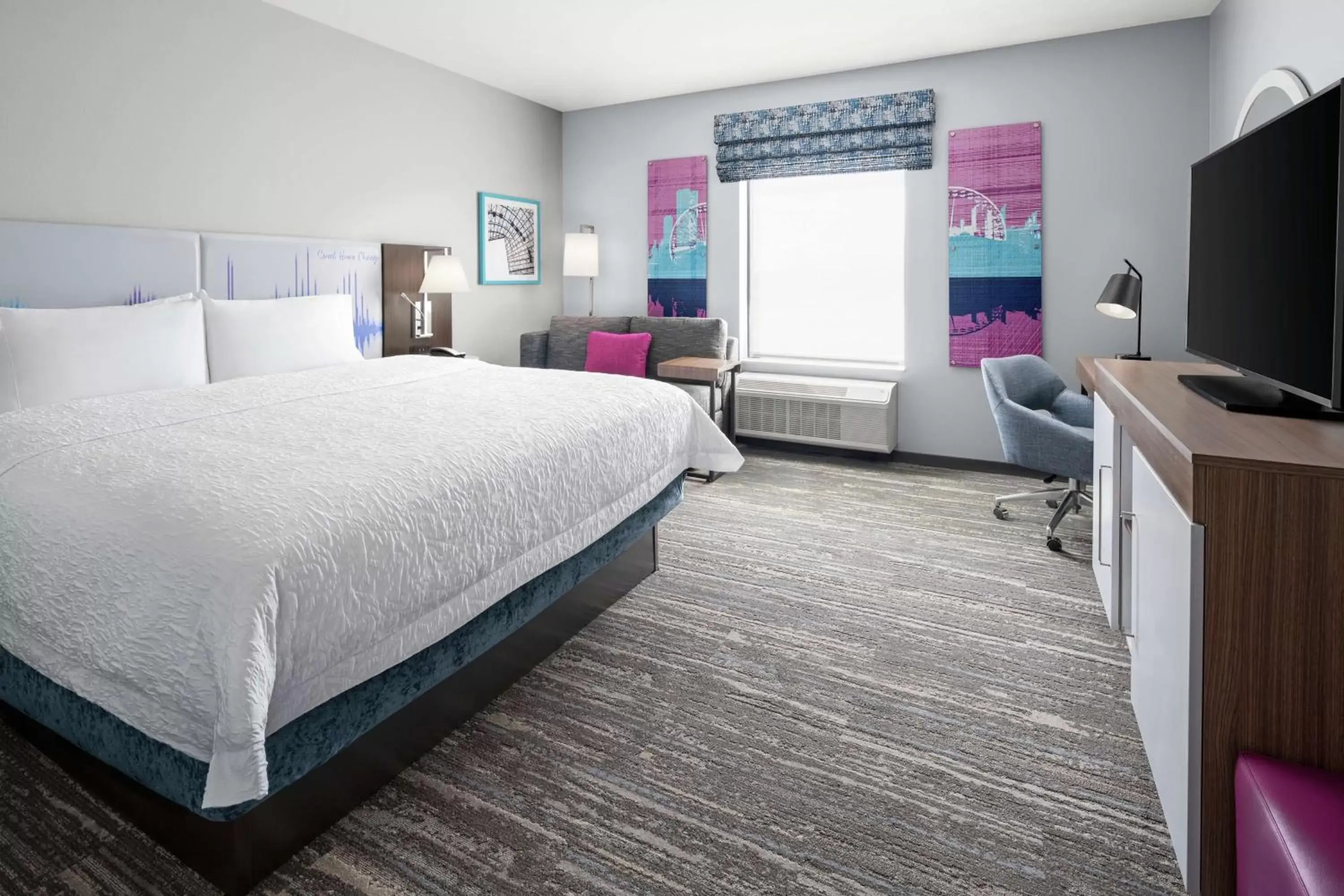 King Room - Non-Smoking in Hampton Inn & Suites Bridgeview Chicago, Il King Room - Non-Smoking in Hampton Inn & Suites Bridgeview Chicago, Il