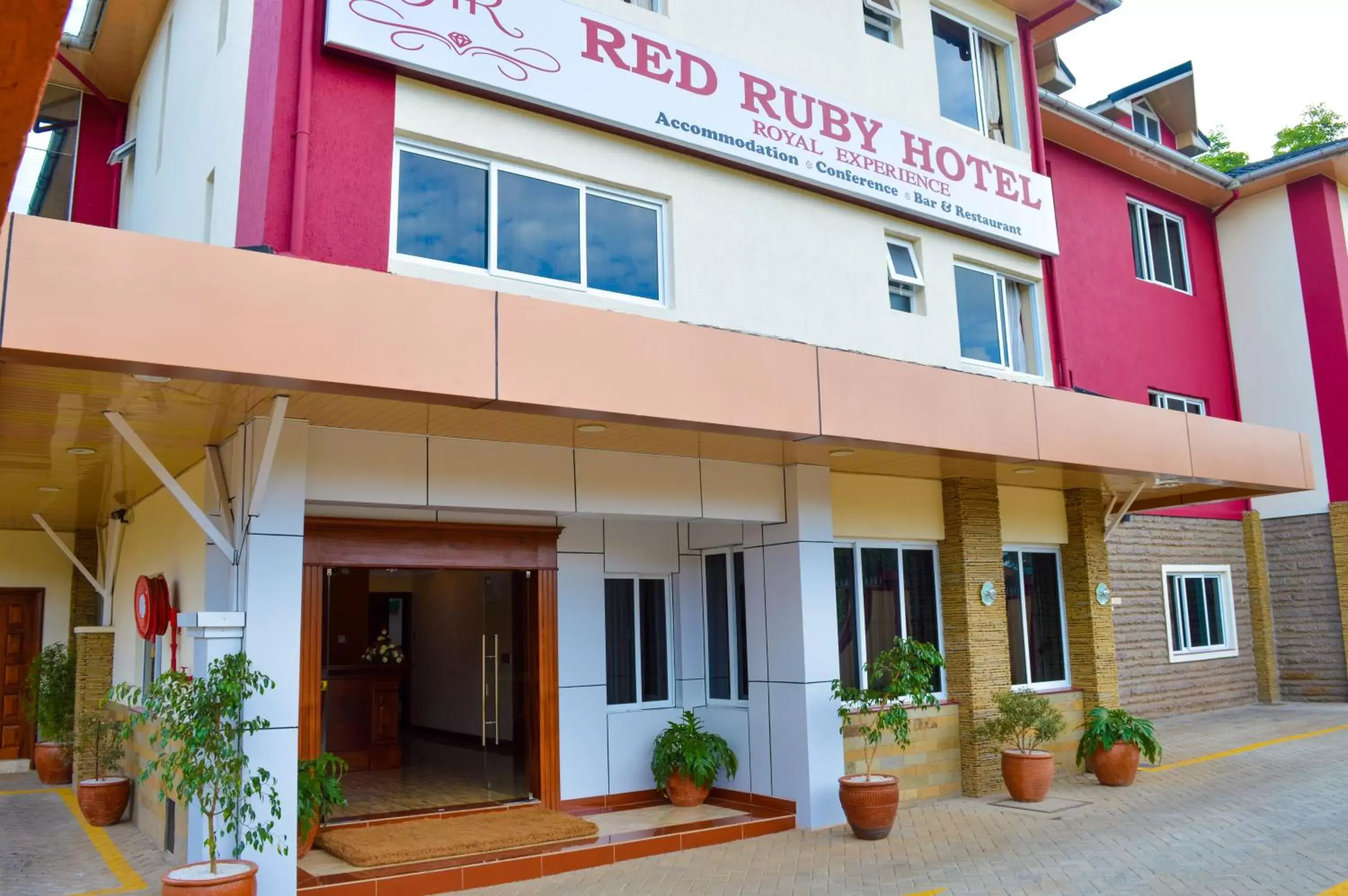 Red Ruby Hotel Red Ruby Hotel