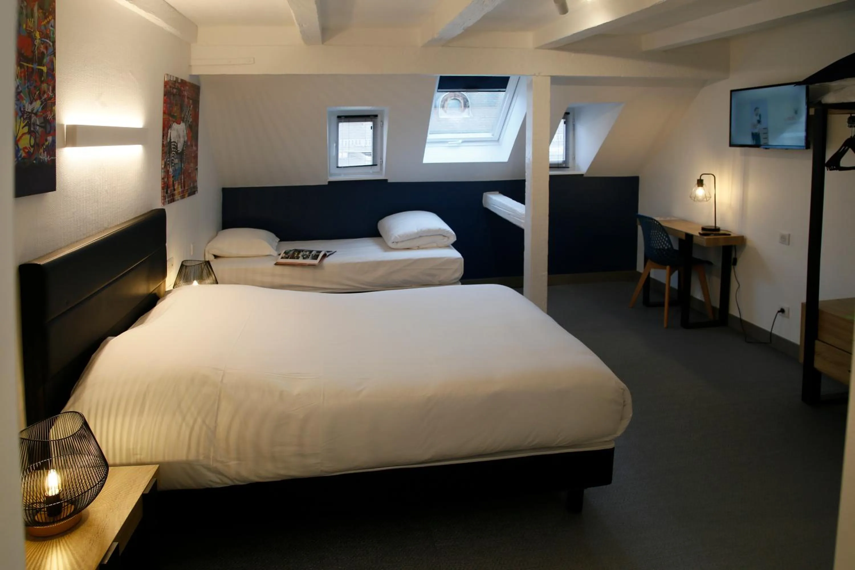 Bedroom, Bed in Hotel Victoria