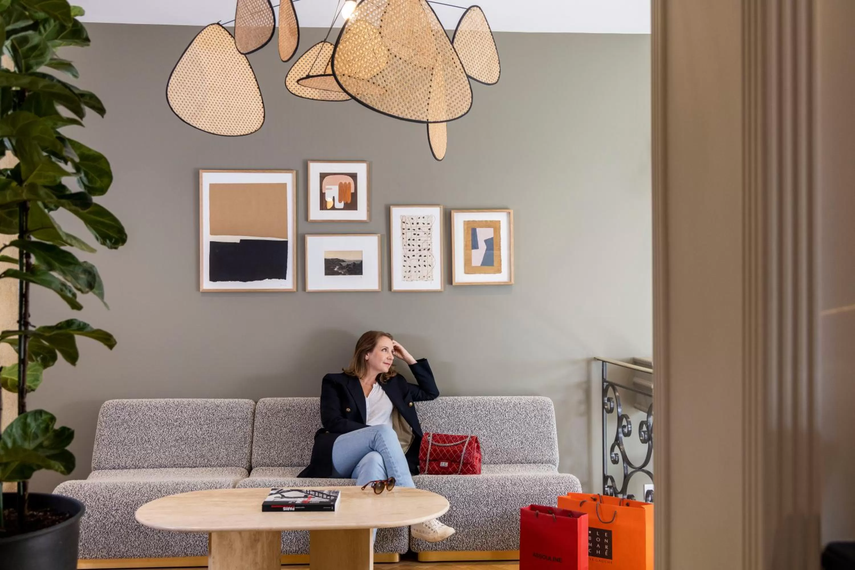 People in Hotel Abbatial Saint Germain