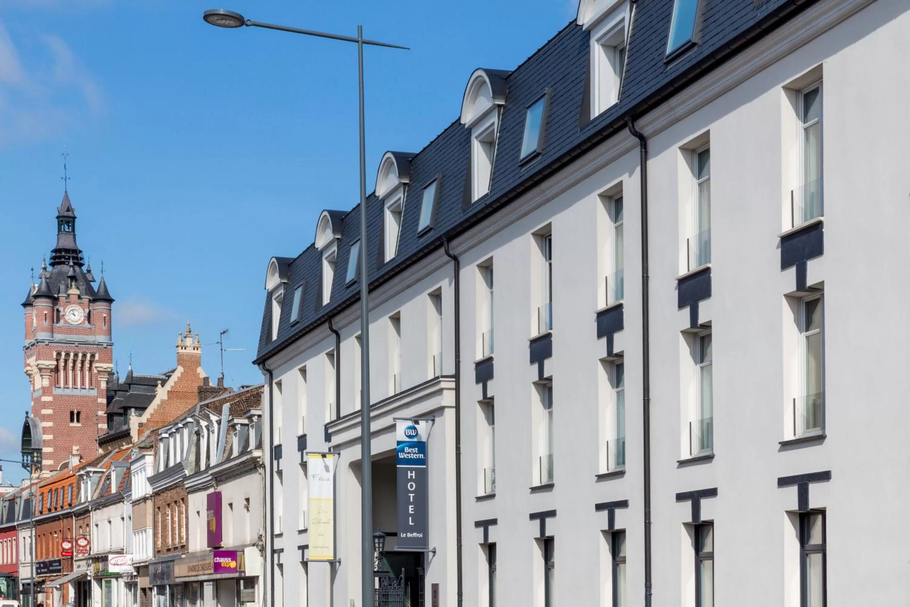 Property building in Best Western Le Beffroi