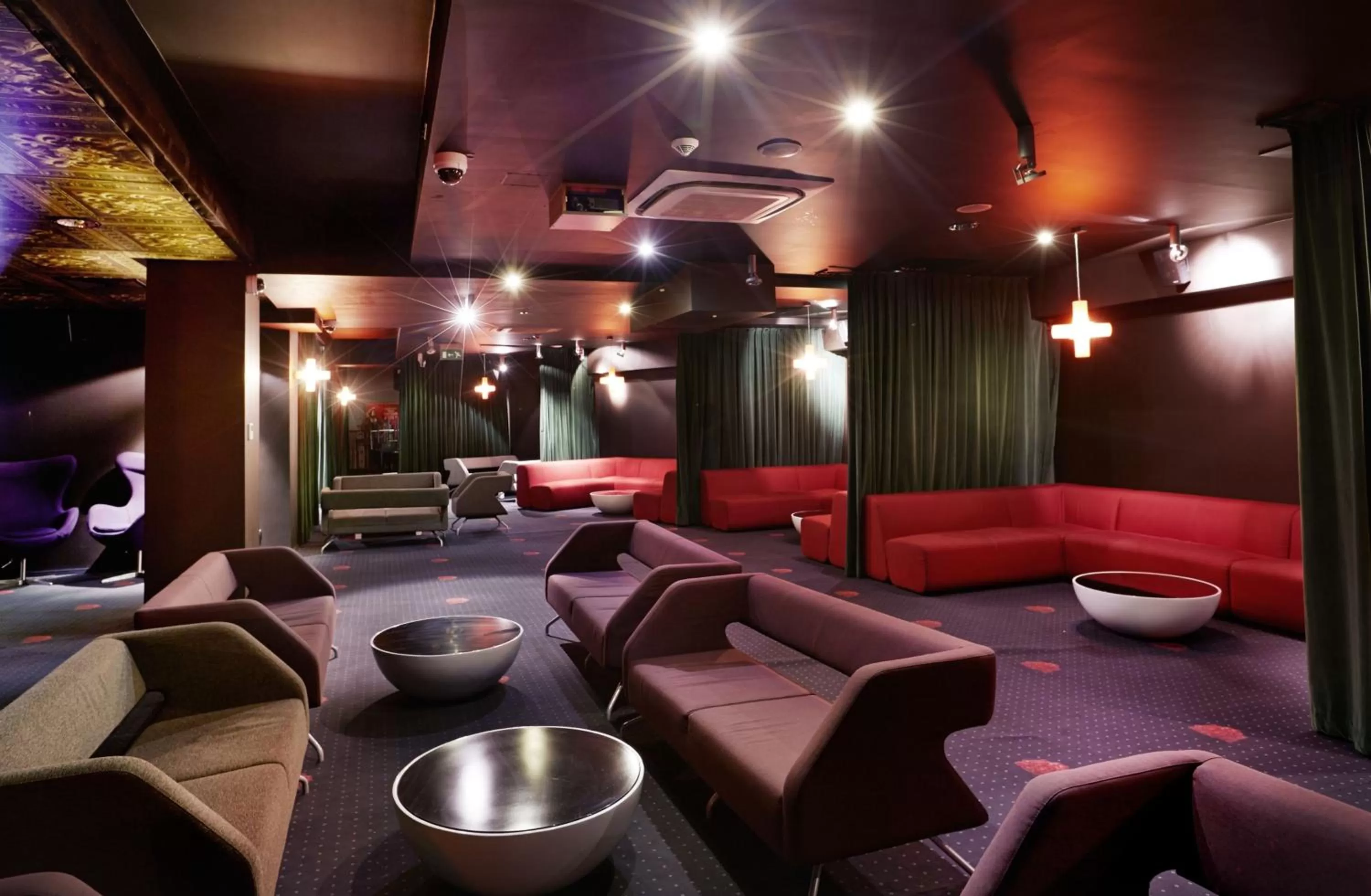 Nightclub / DJ in Marine Hotel by Zdrojowa