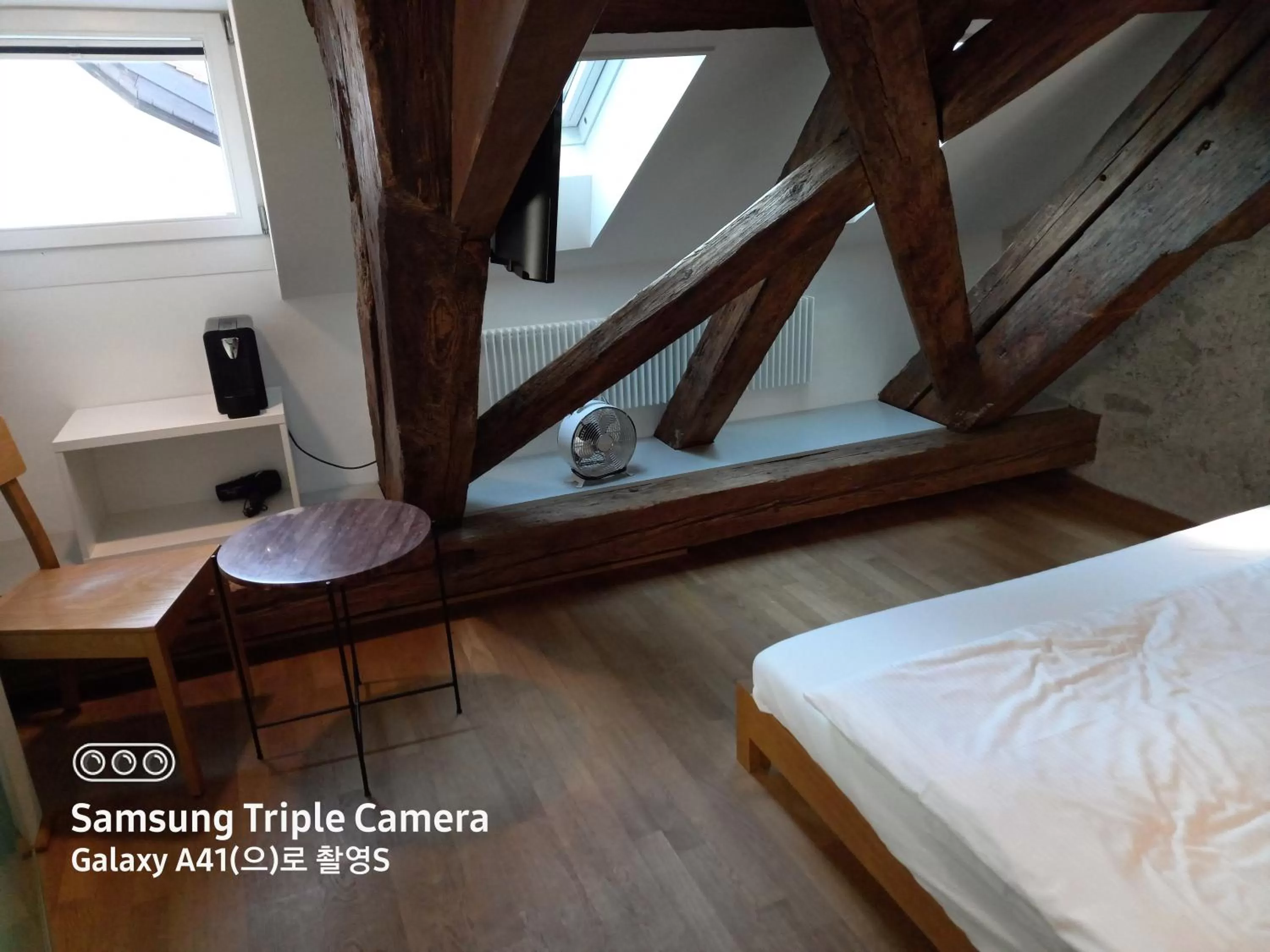 Bed in Hotel Lestelle - self check-in