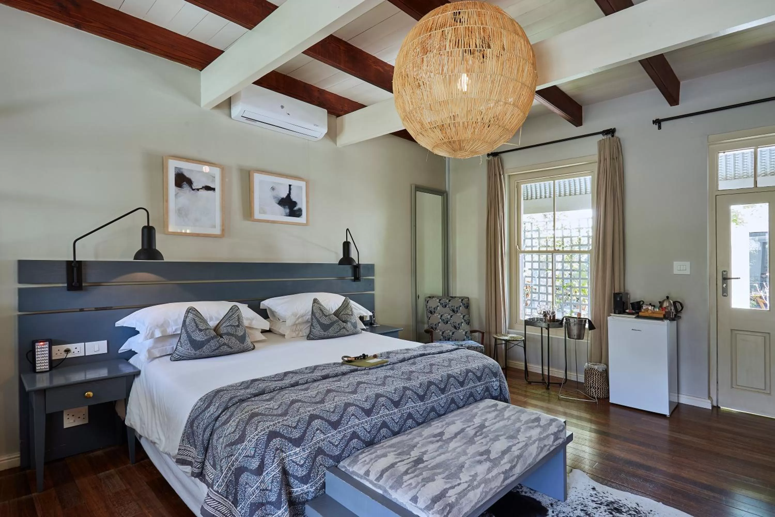 Bedroom, Bed in The Robertson Small Hotel and Spa by The Living Journey Collection