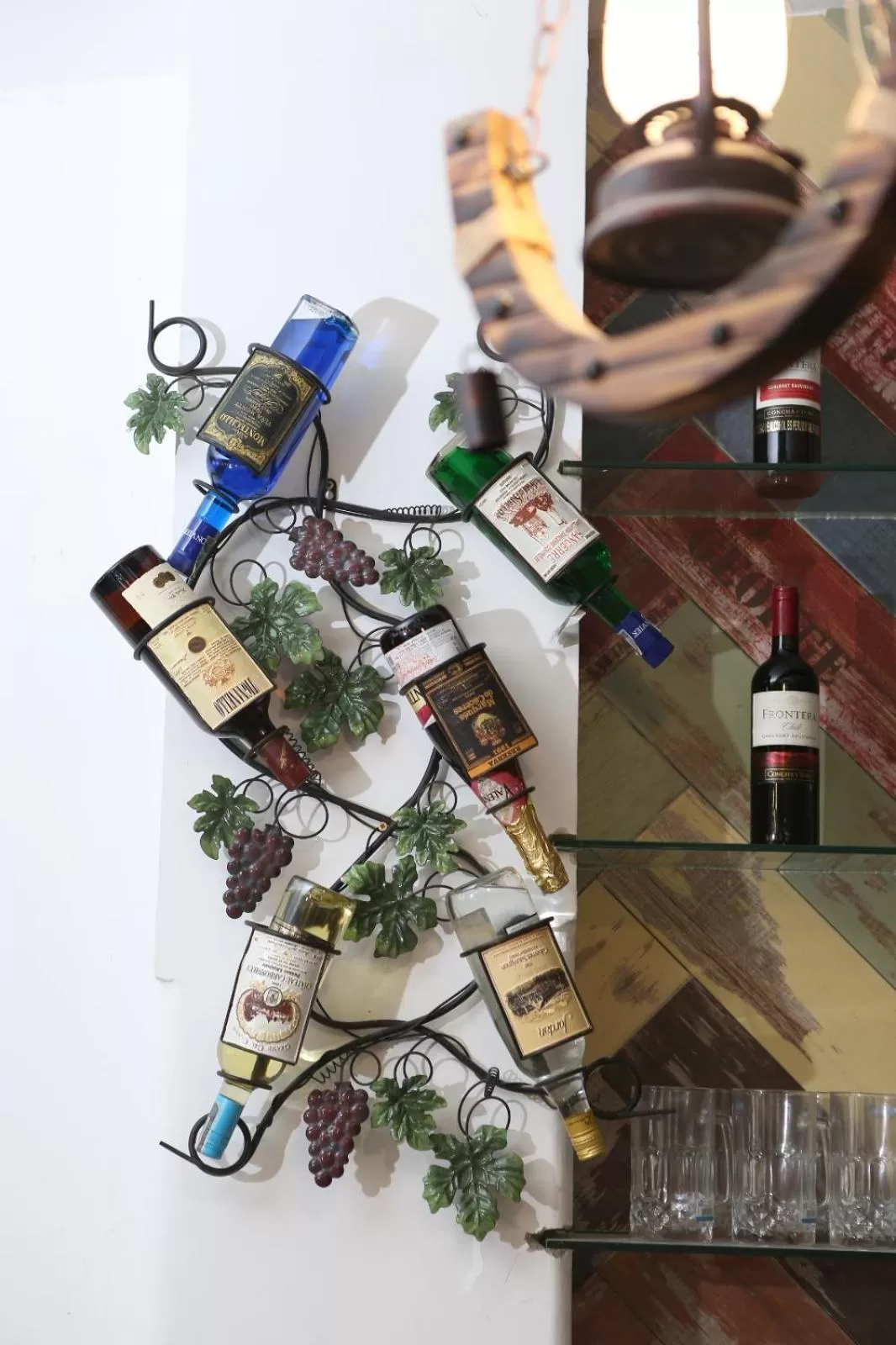 Decorative detail in Hotel Anamichu Suites