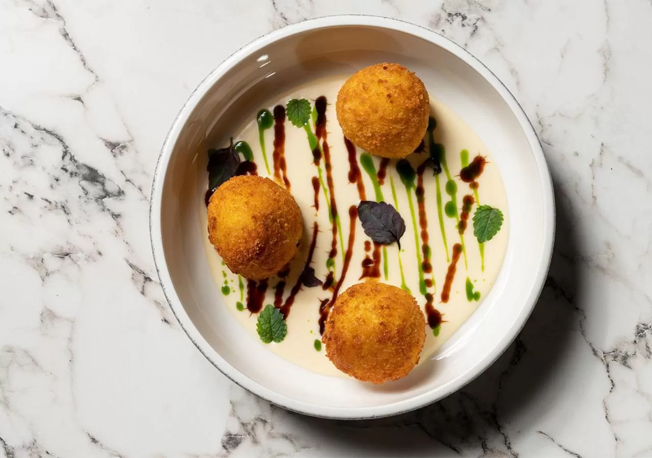 Dinner in Belle Epoque Suites