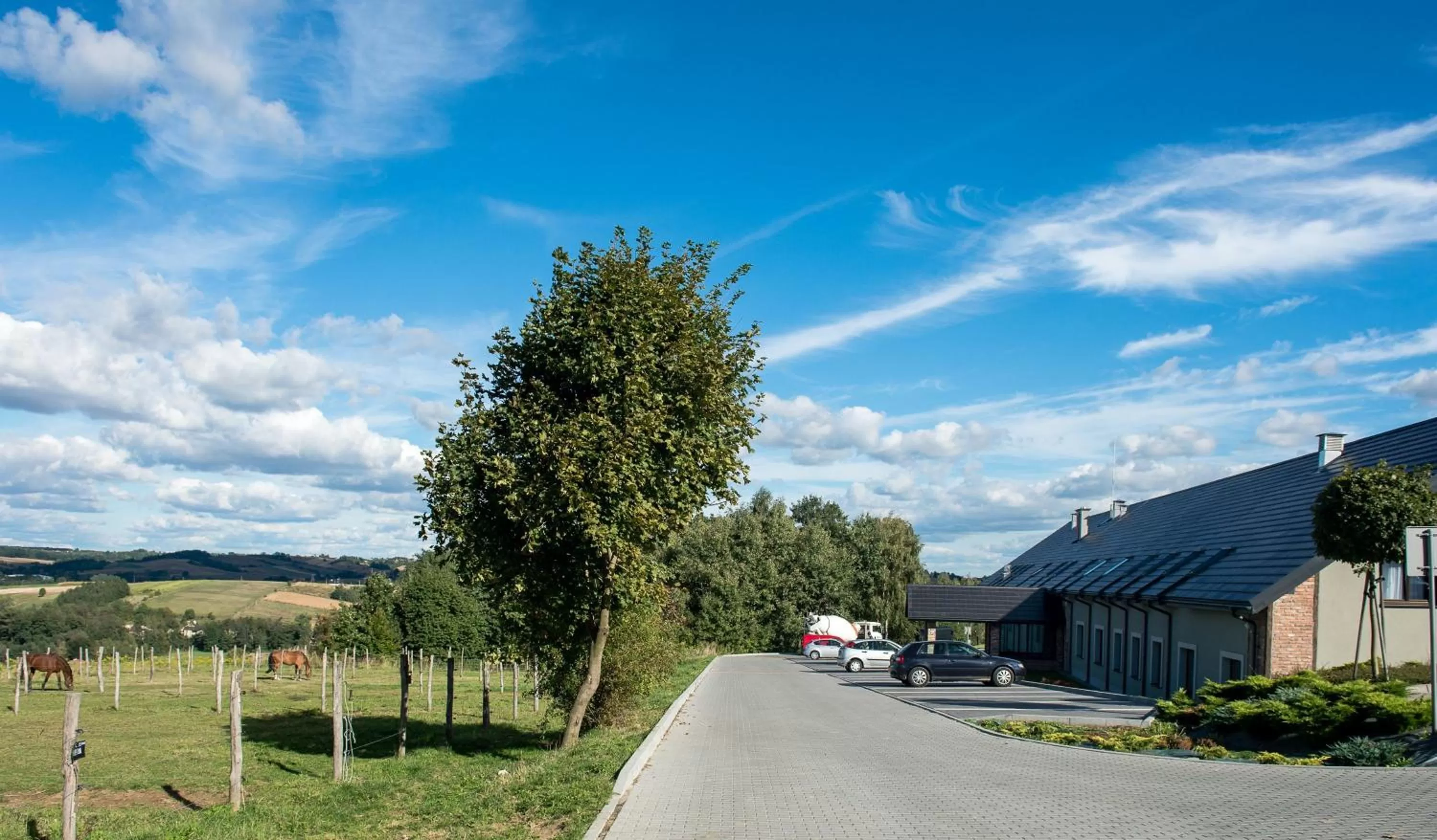 Facade/entrance in Hotel Szary Residence