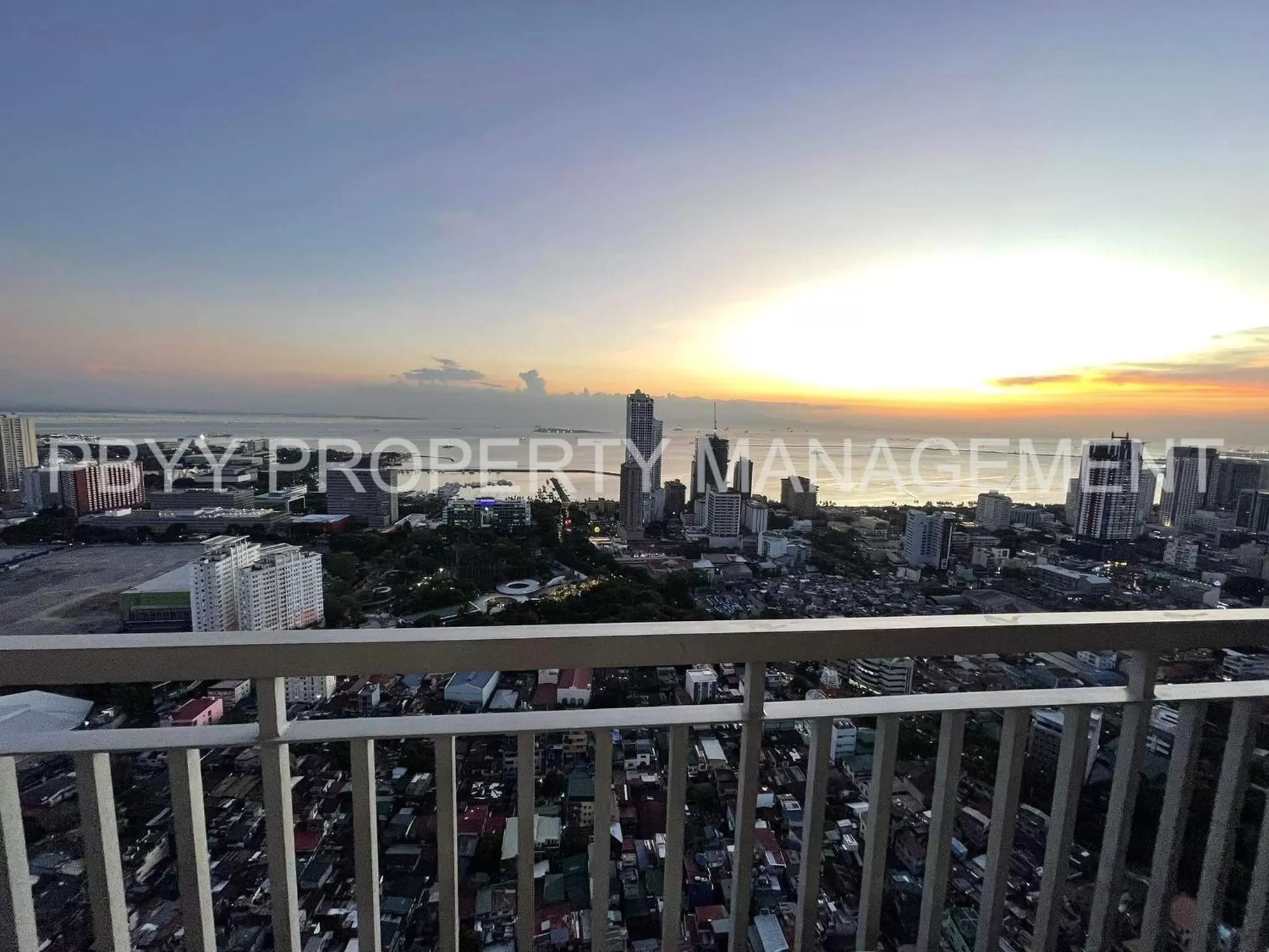 Balcony/Terrace in Green Residences Staycation by PBYY